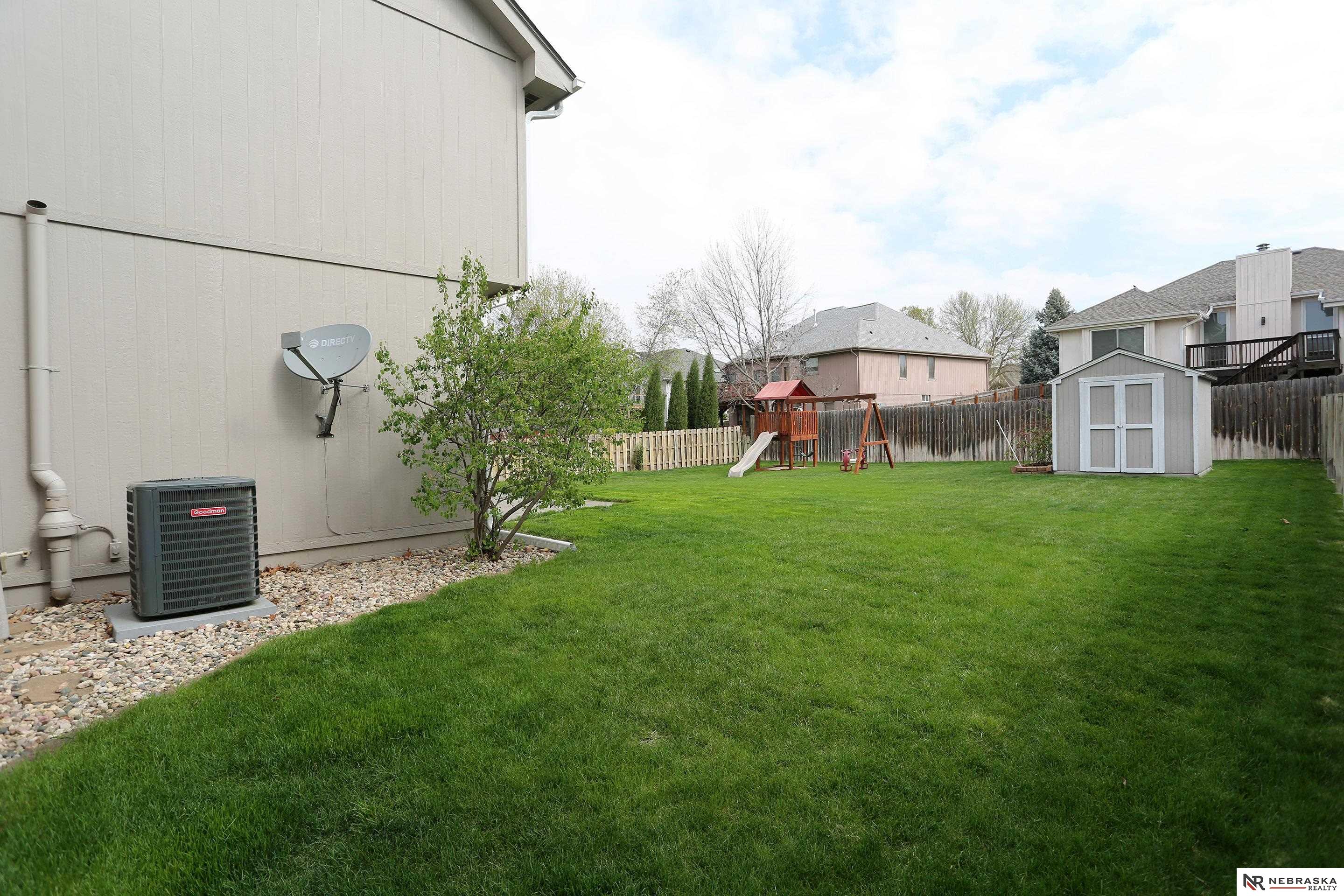 2104 John Street, Papillion, NE, 68133