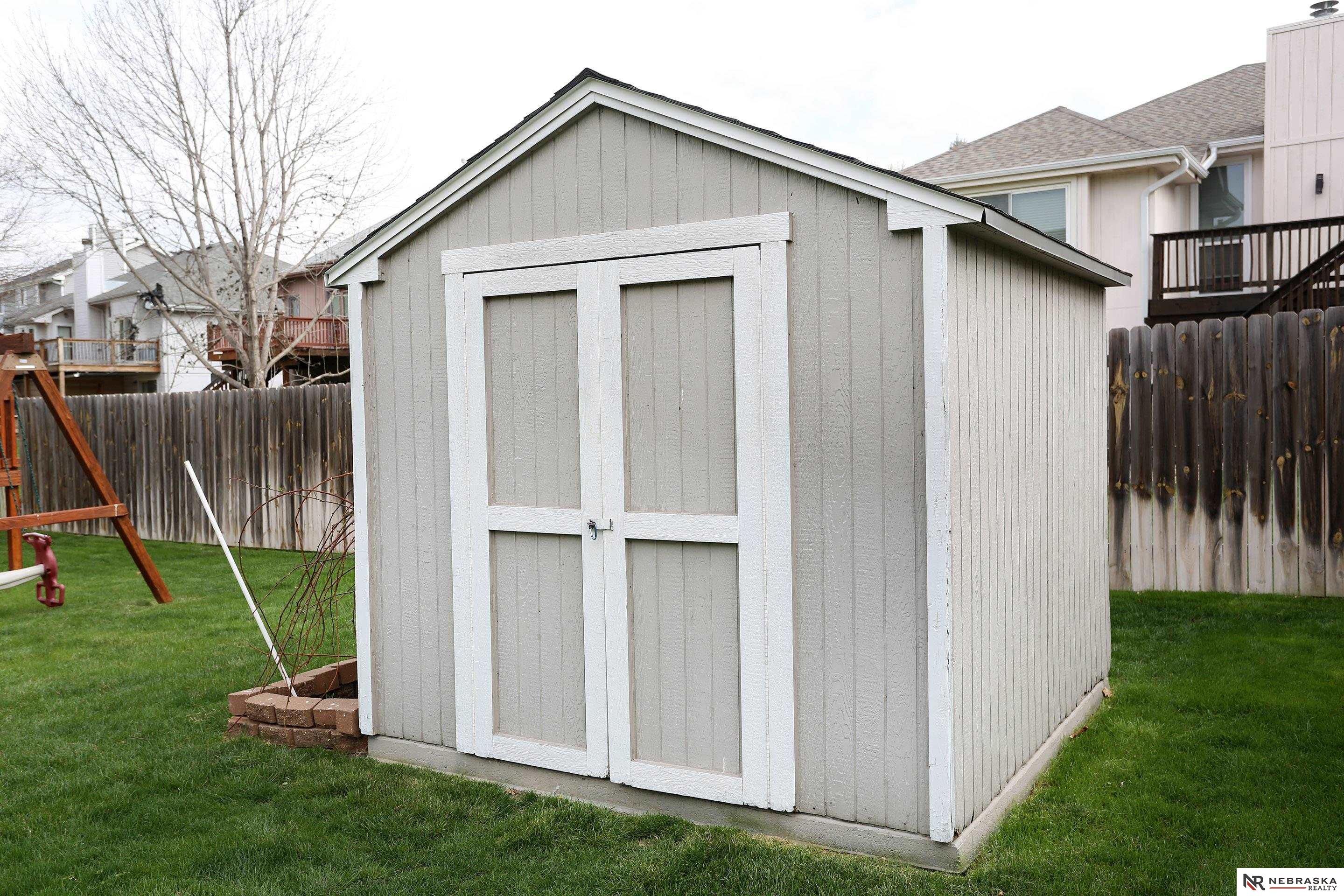 2104 John Street, Papillion, NE, 68133