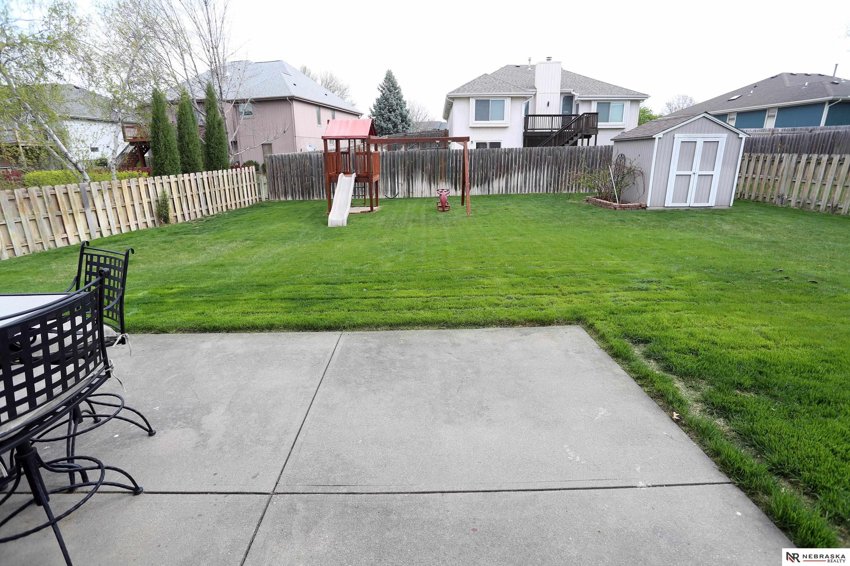 2104 John Street, Papillion, NE, 68133