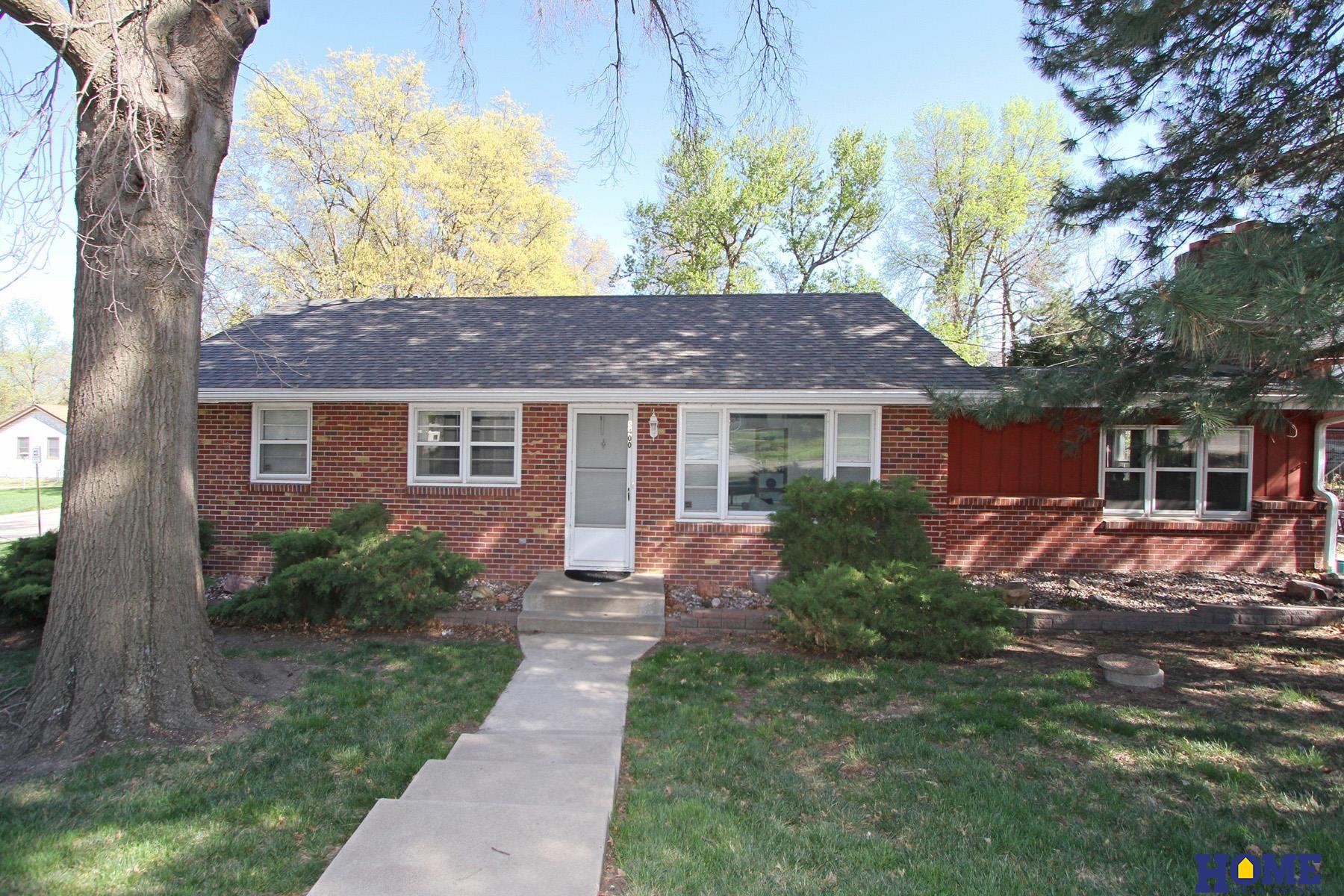 Photo of 5400 L Street Lincoln NE 68510