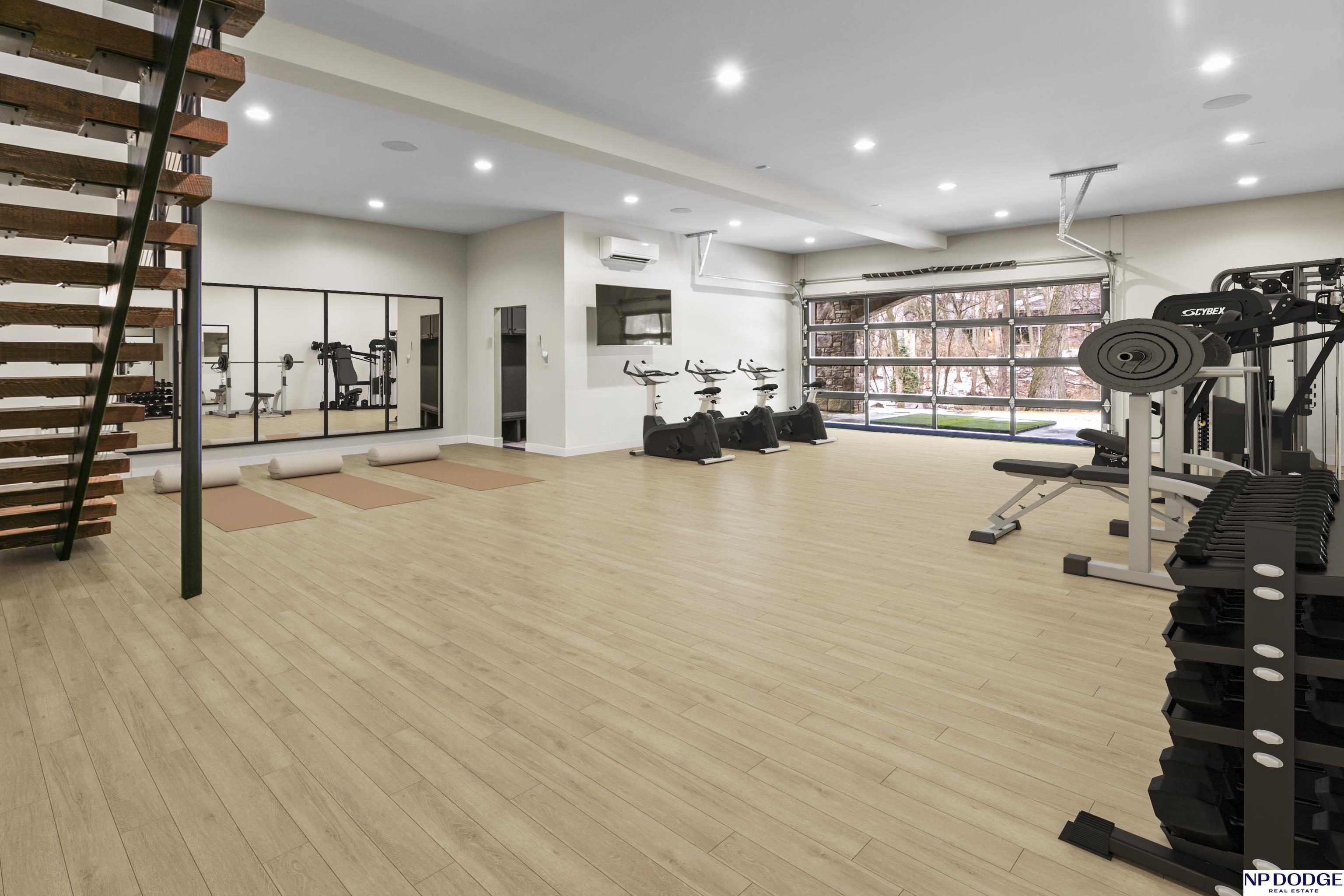 6026 Country Club Oaks Place, Omaha, NE, 68152