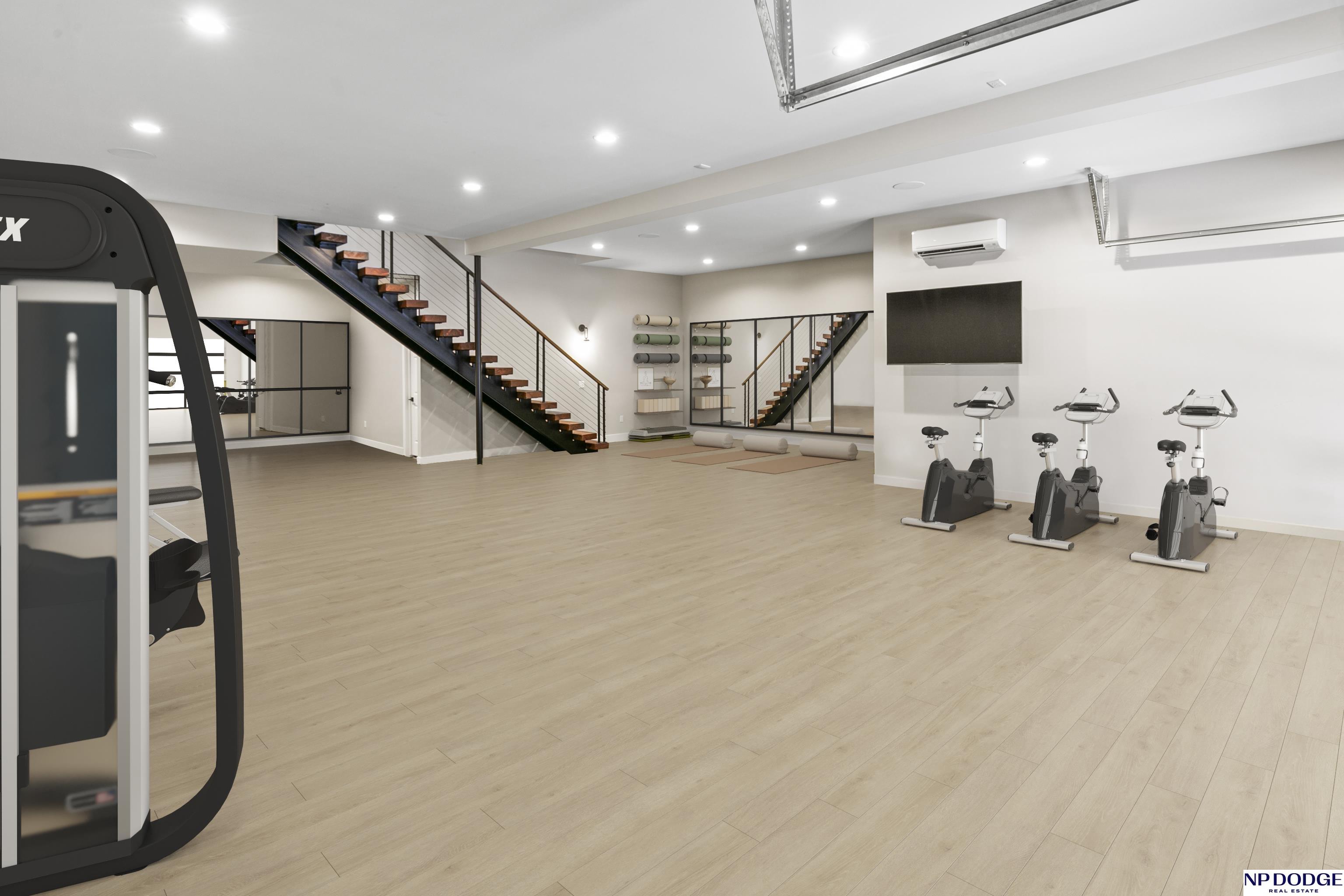 6026 Country Club Oaks Place, Omaha, NE, 68152