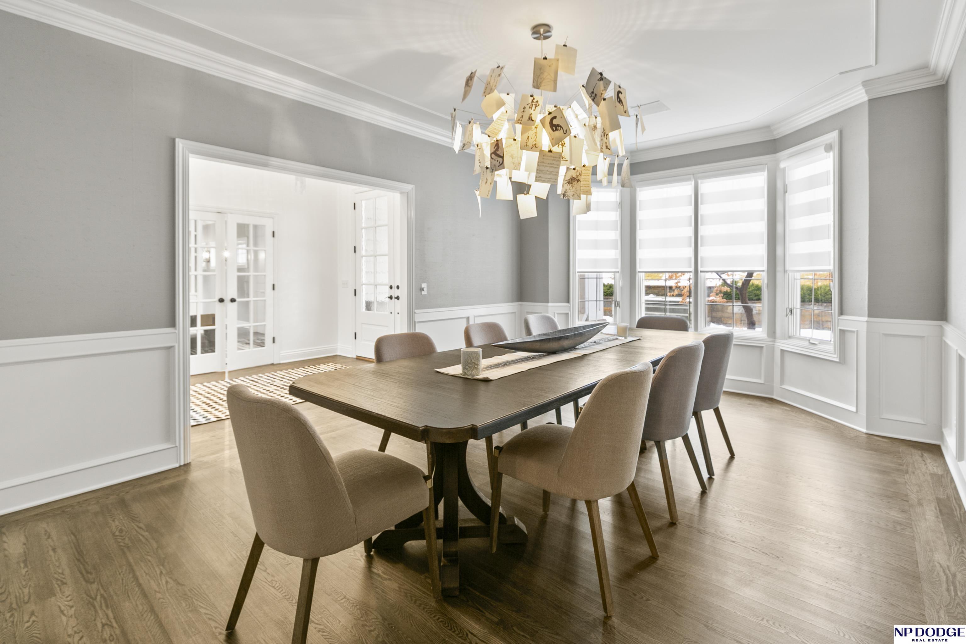 6026 Country Club Oaks Place, Omaha, NE, 68152