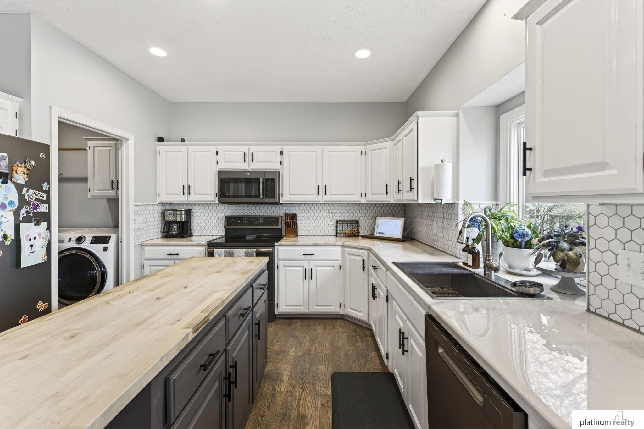 4504 Mark Street, Papillion, NE, 68133