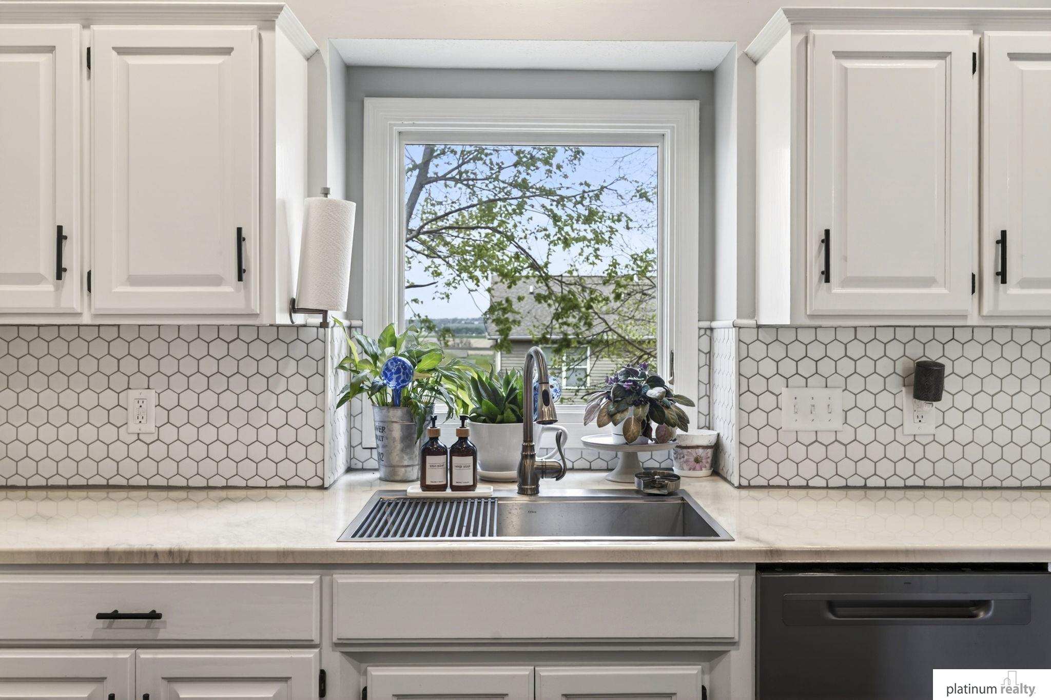 4504 Mark Street, Papillion, NE, 68133