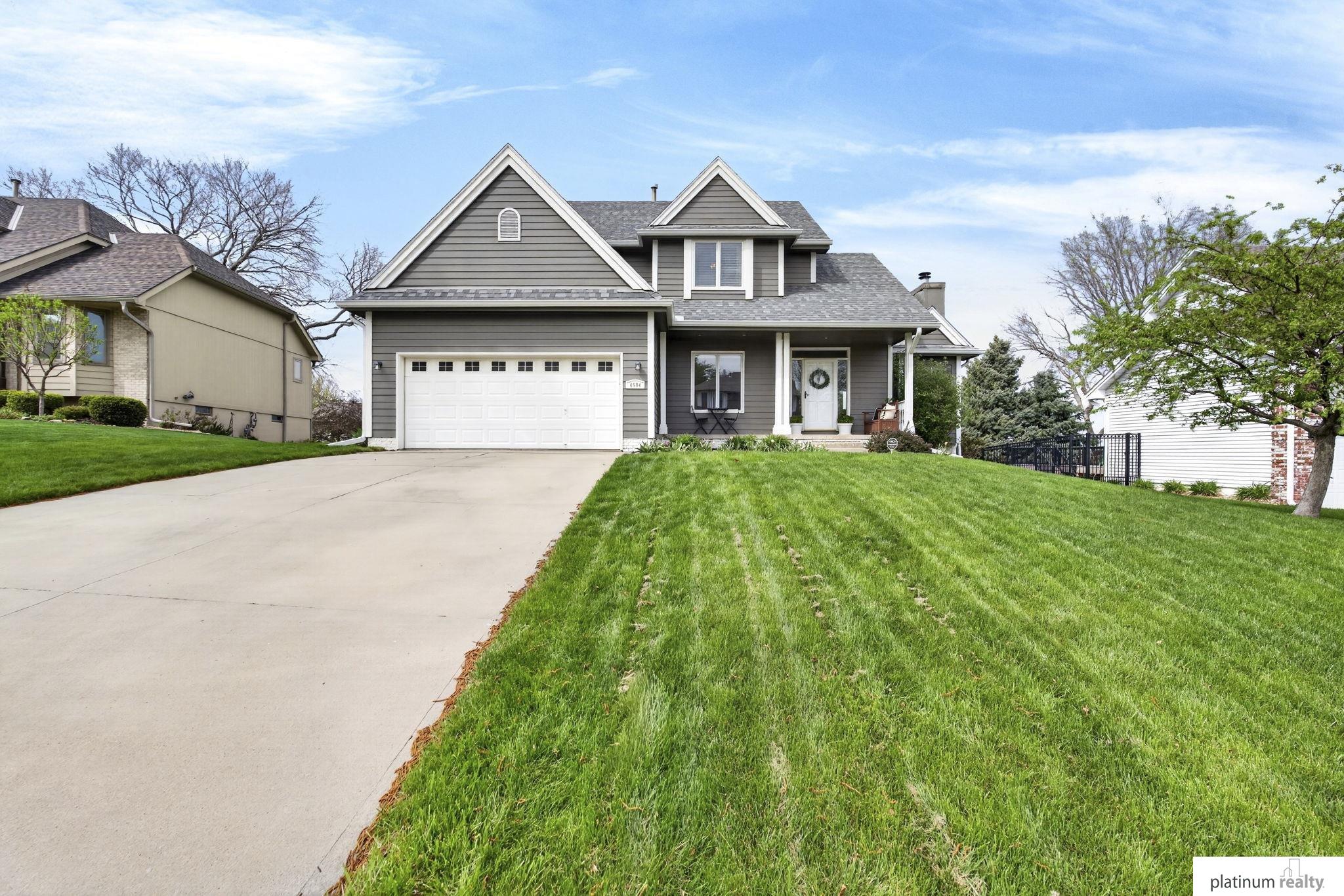 4504 Mark Street, Papillion, NE, 68133
