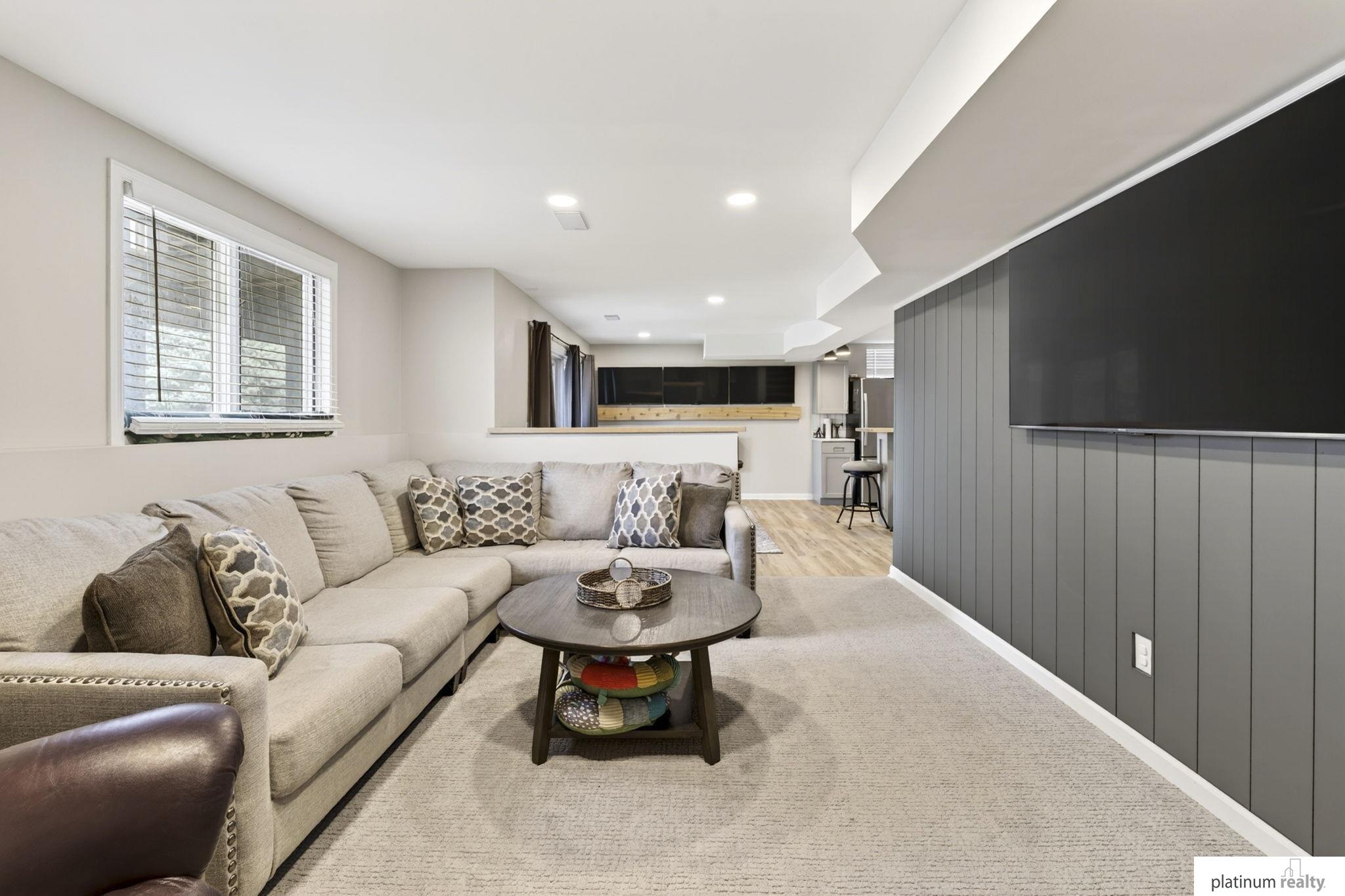 4504 Mark Street, Papillion, NE, 68133