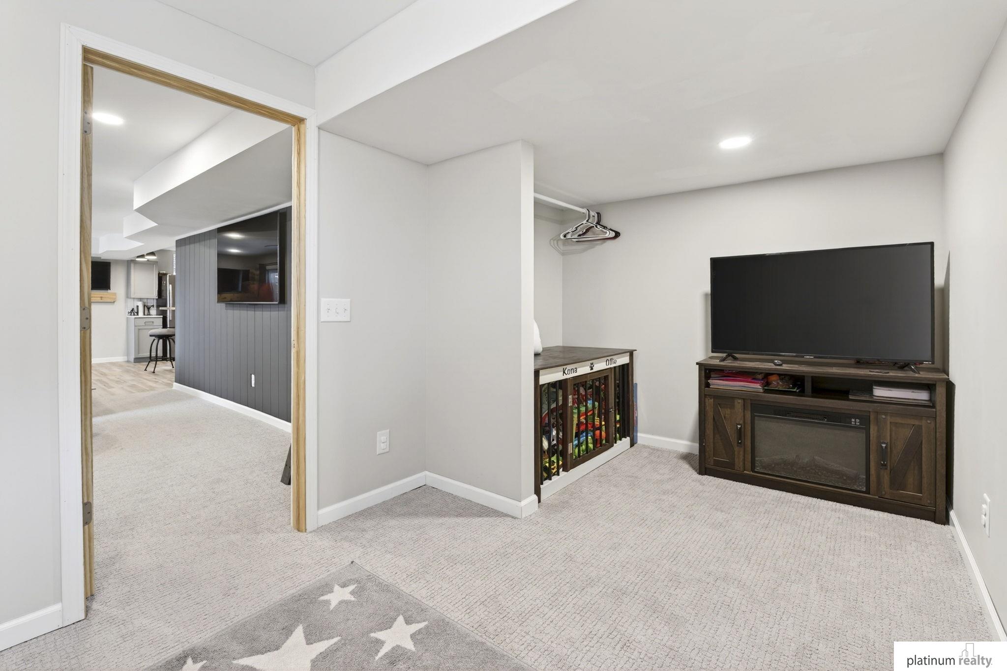 4504 Mark Street, Papillion, NE, 68133