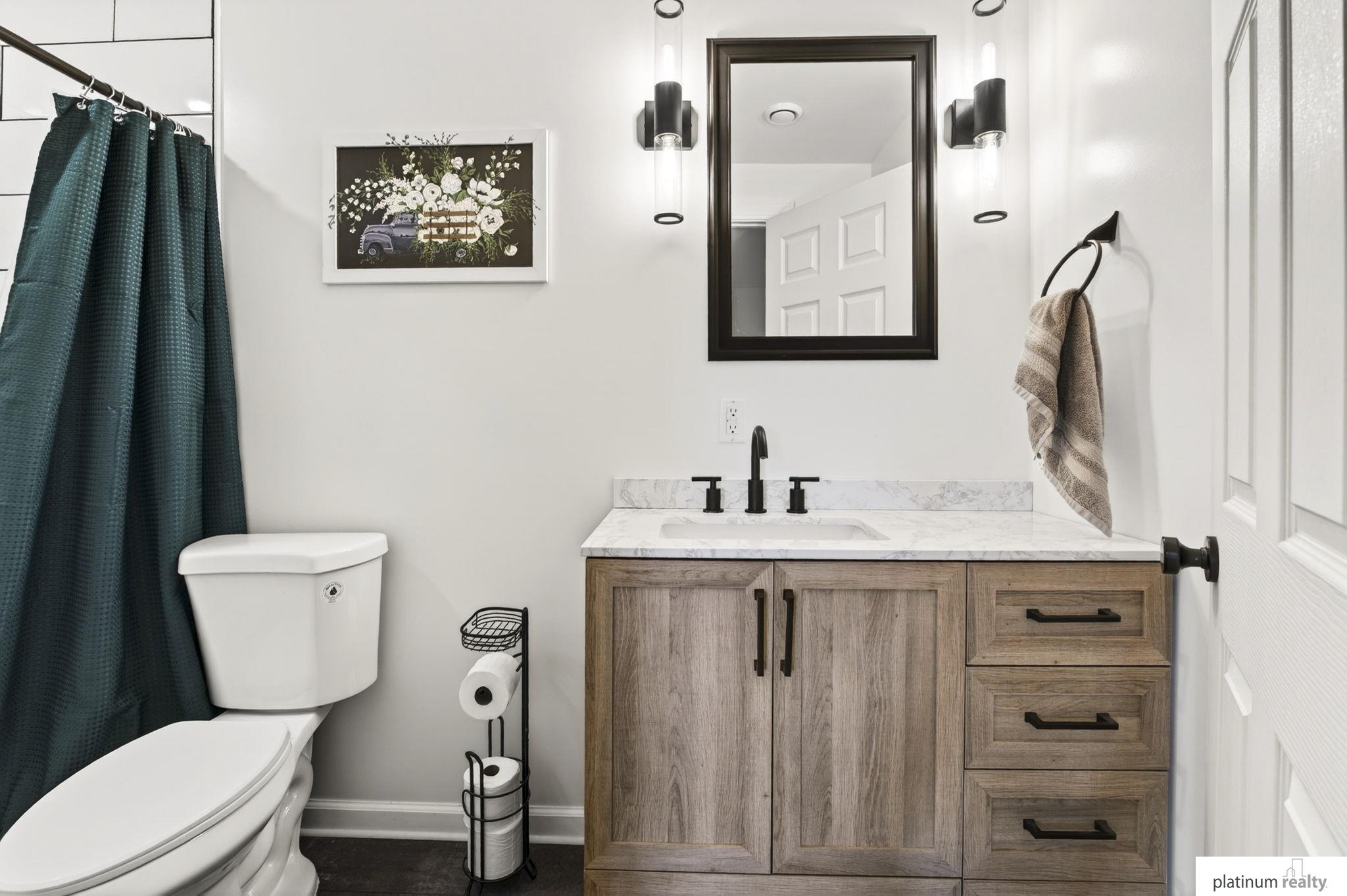 4504 Mark Street, Papillion, NE, 68133