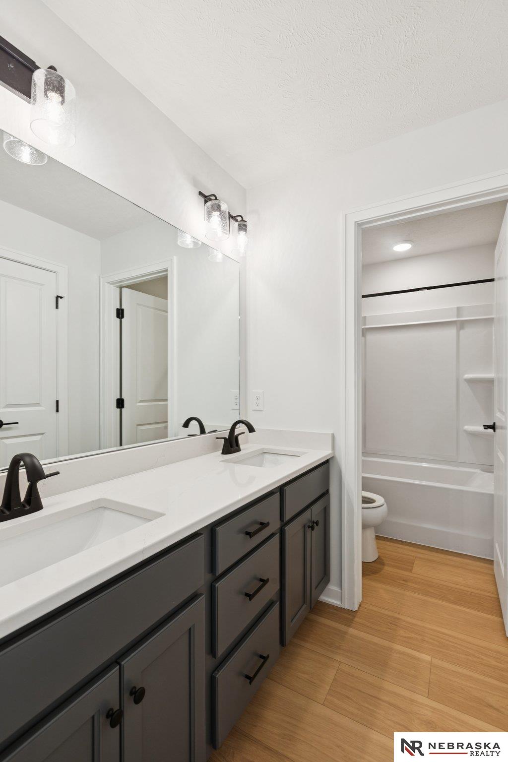 12406 89th Avenue, Papillion, NE, 68046