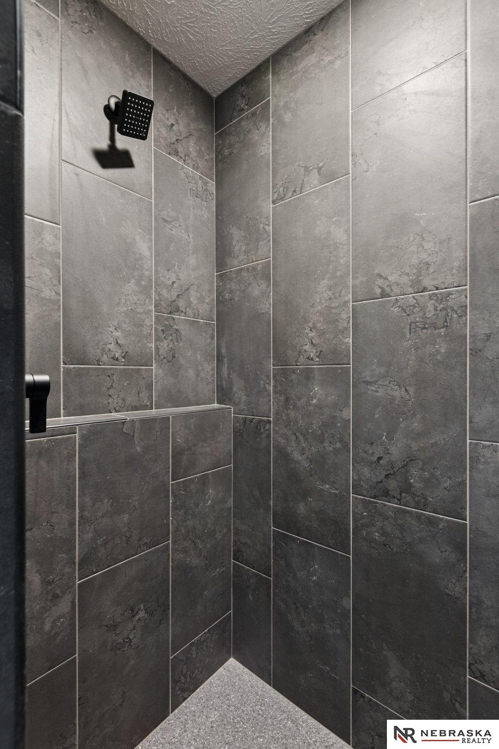 12406 89th Avenue, Papillion, NE, 68046