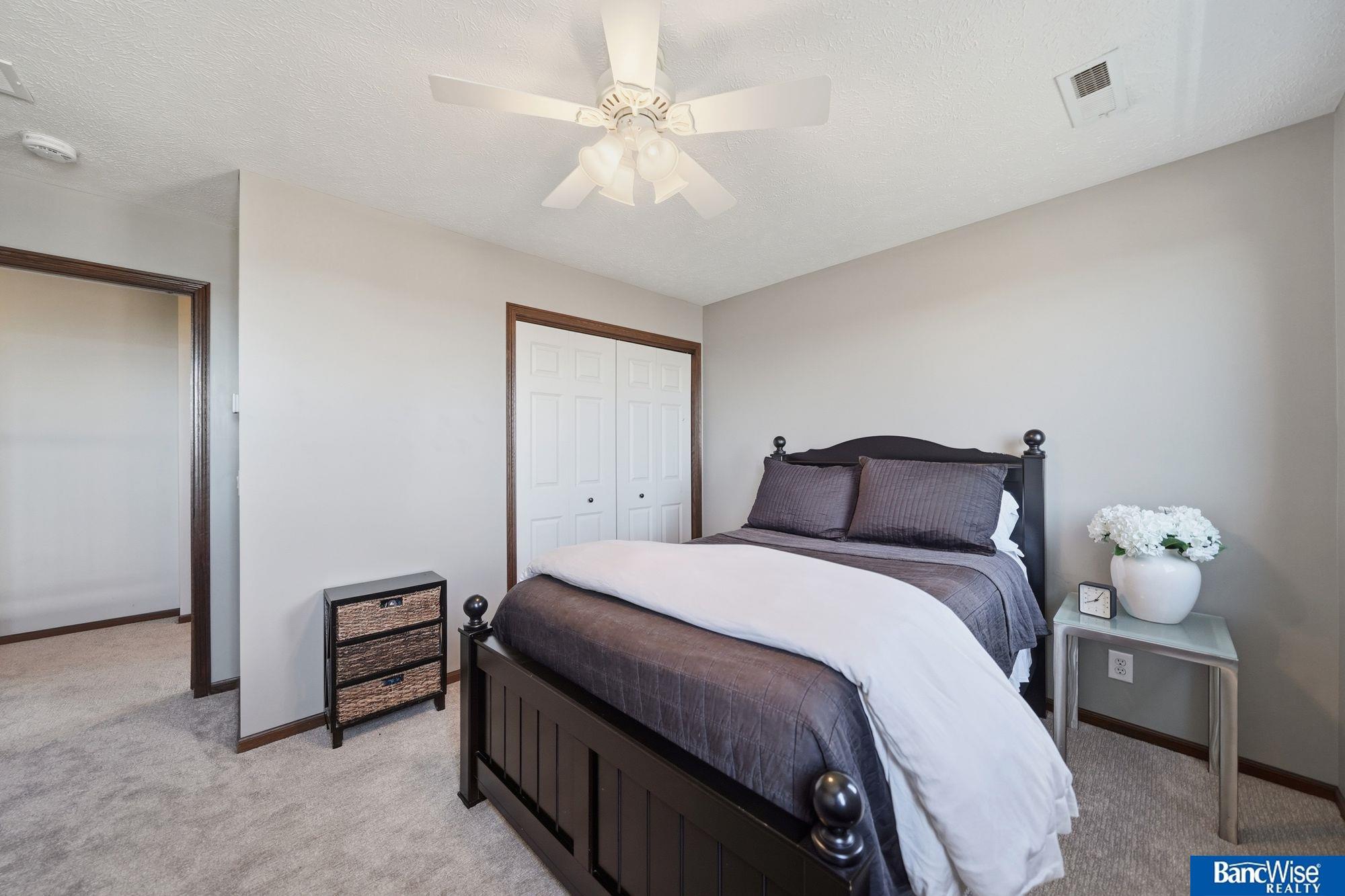 9212 29th Street, Lincoln, NE, 68516