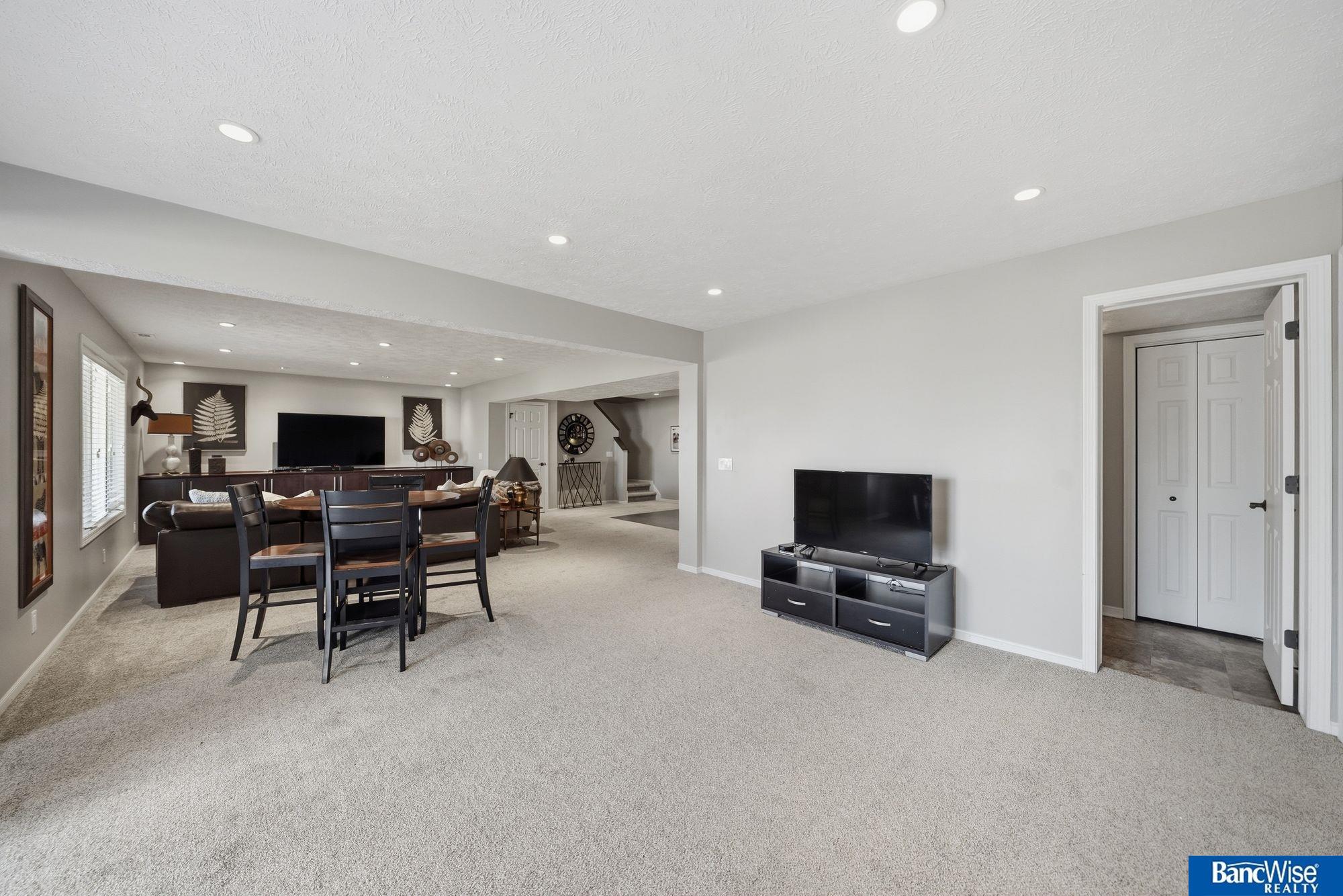 9212 29th Street, Lincoln, NE, 68516