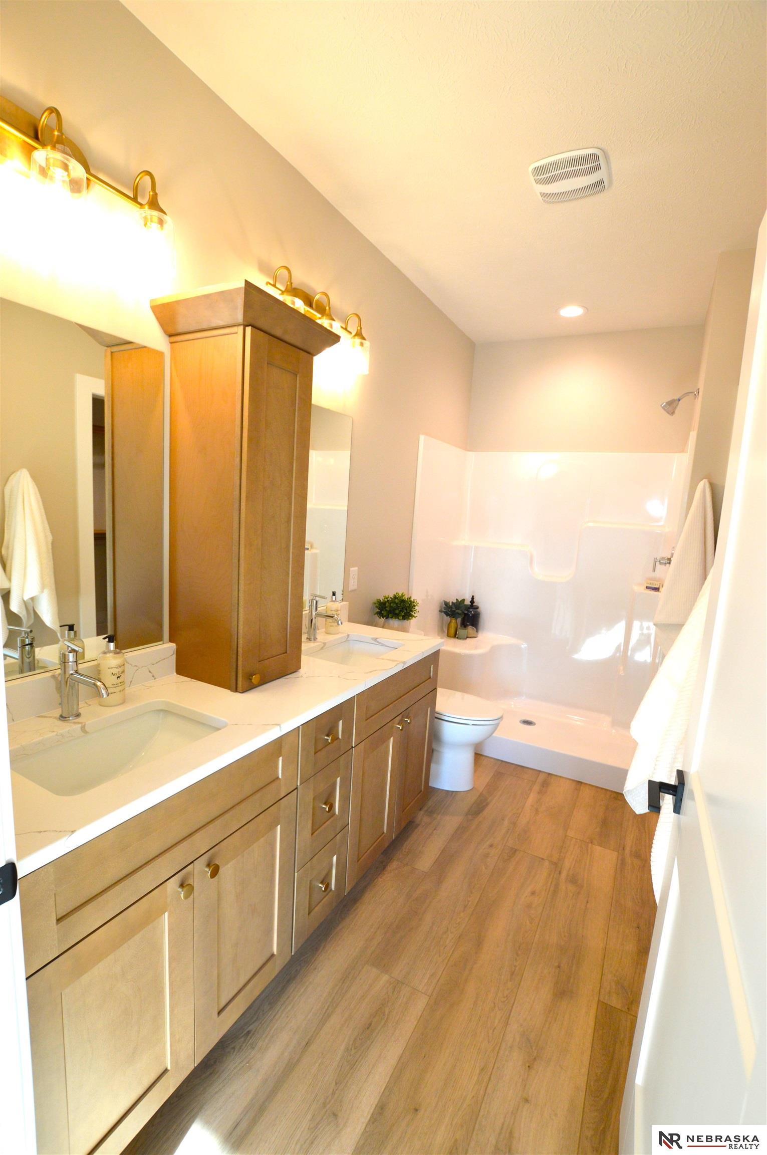 4931 Donnette Drive, Lincoln, NE, 68514