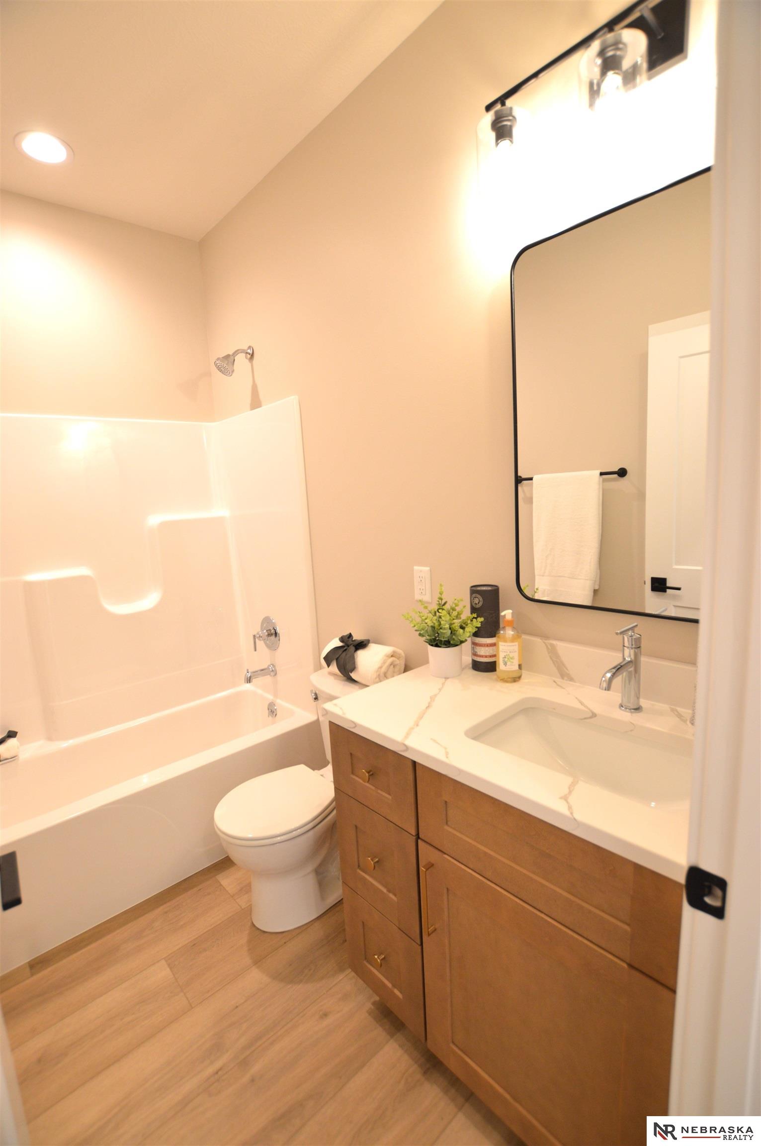 4931 Donnette Drive, Lincoln, NE, 68514