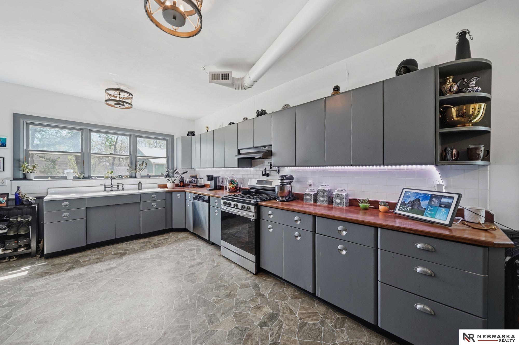 305 Washington Street, Douglas, NE, 68344