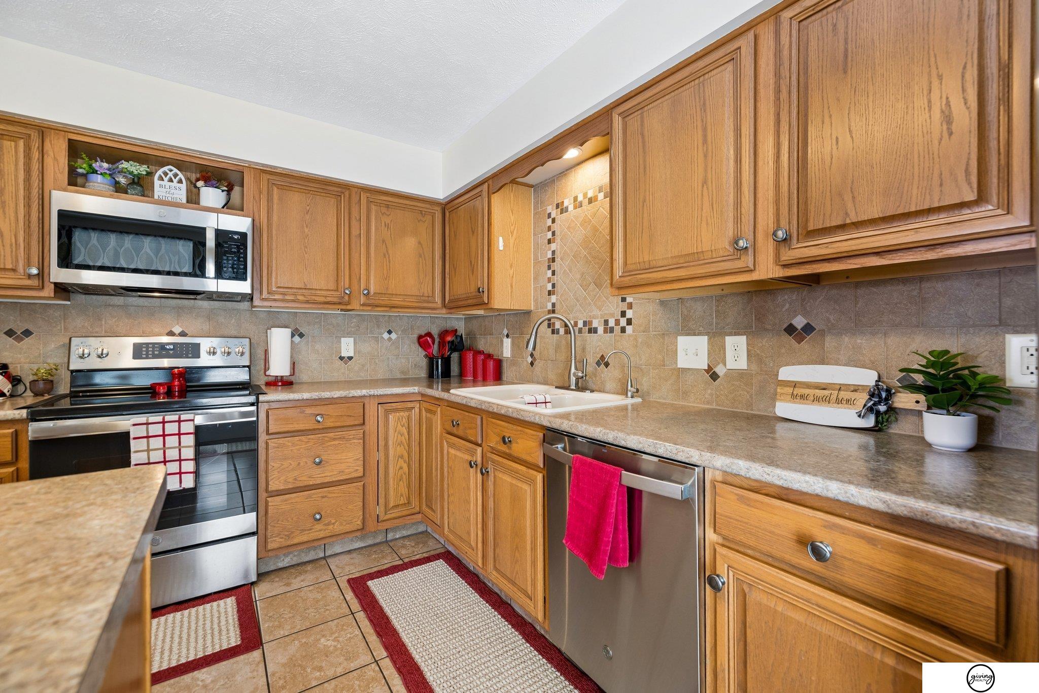 5417 78th Street, Lincoln, NE, 68516