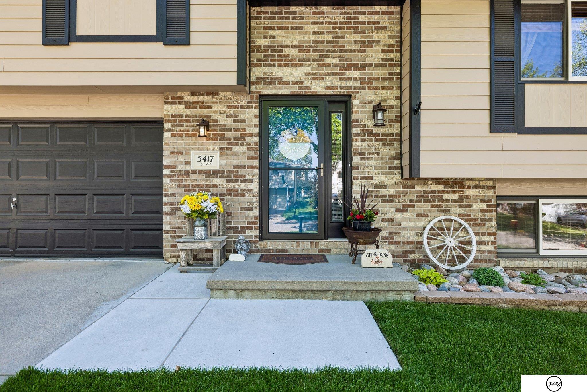 5417 78th Street, Lincoln, NE, 68516