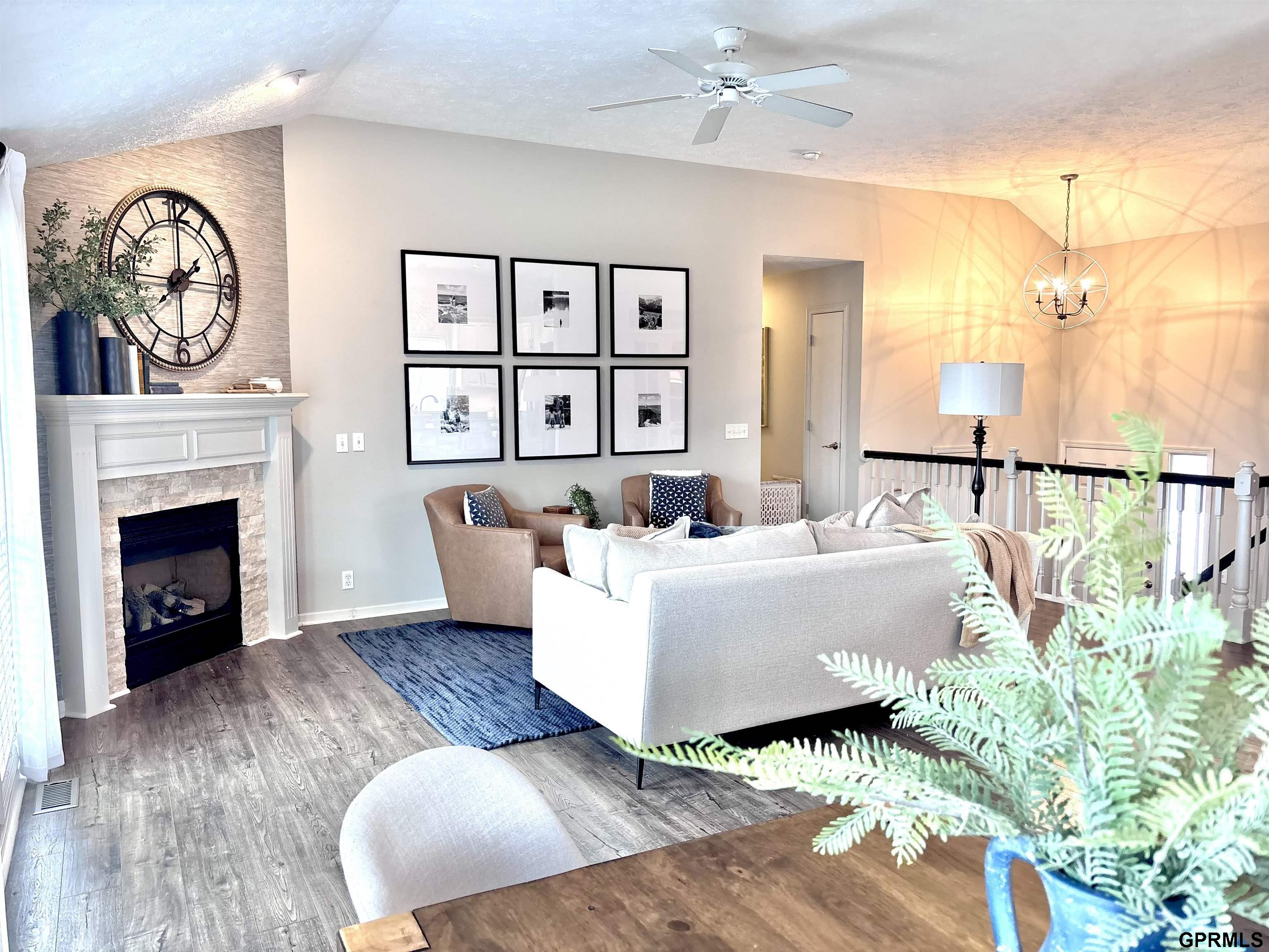 1807 Savannah Drive, Papillion, NE, 68133