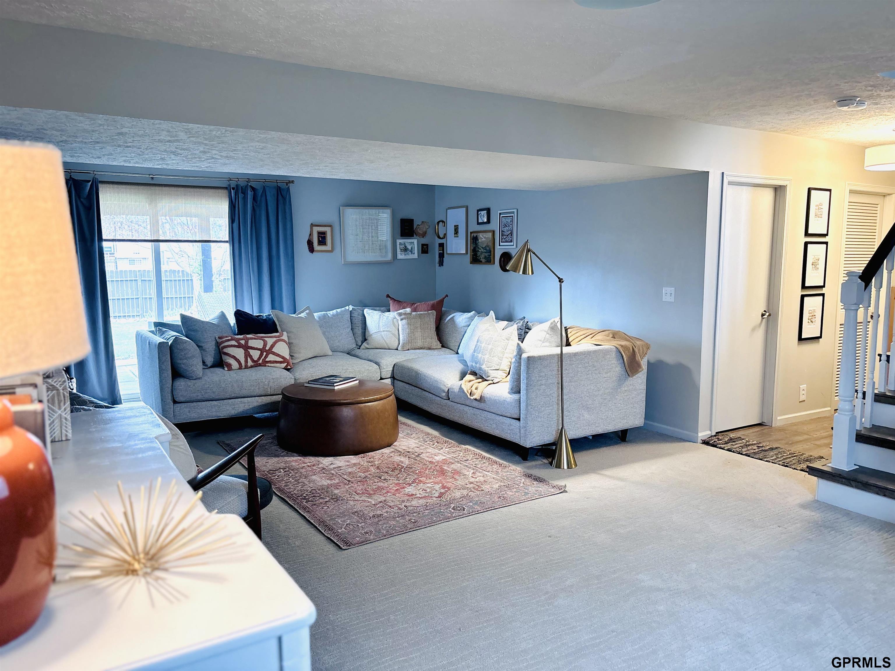 1807 Savannah Drive, Papillion, NE, 68133