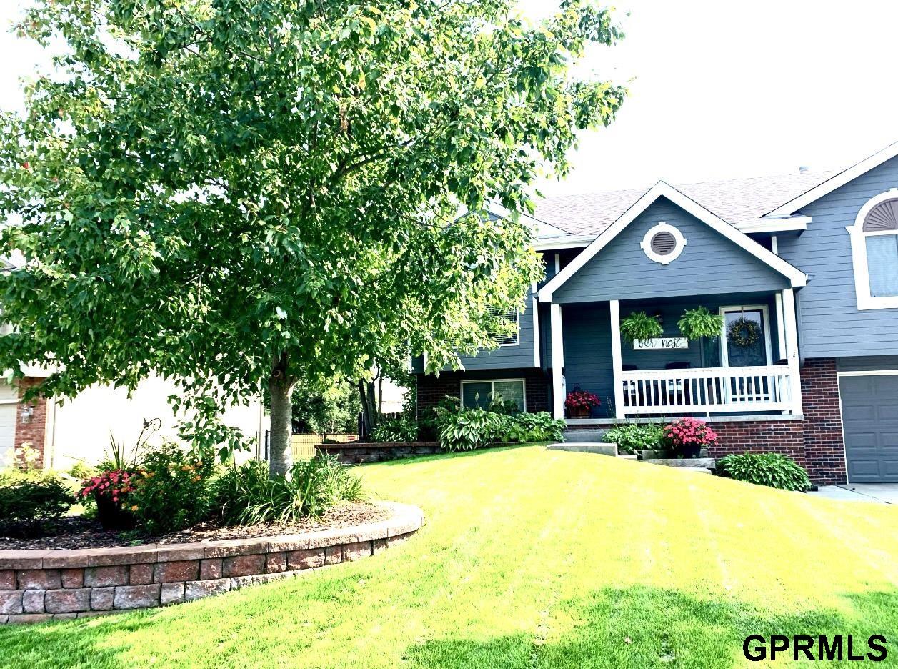 1807 Savannah Drive, Papillion, NE, 68133