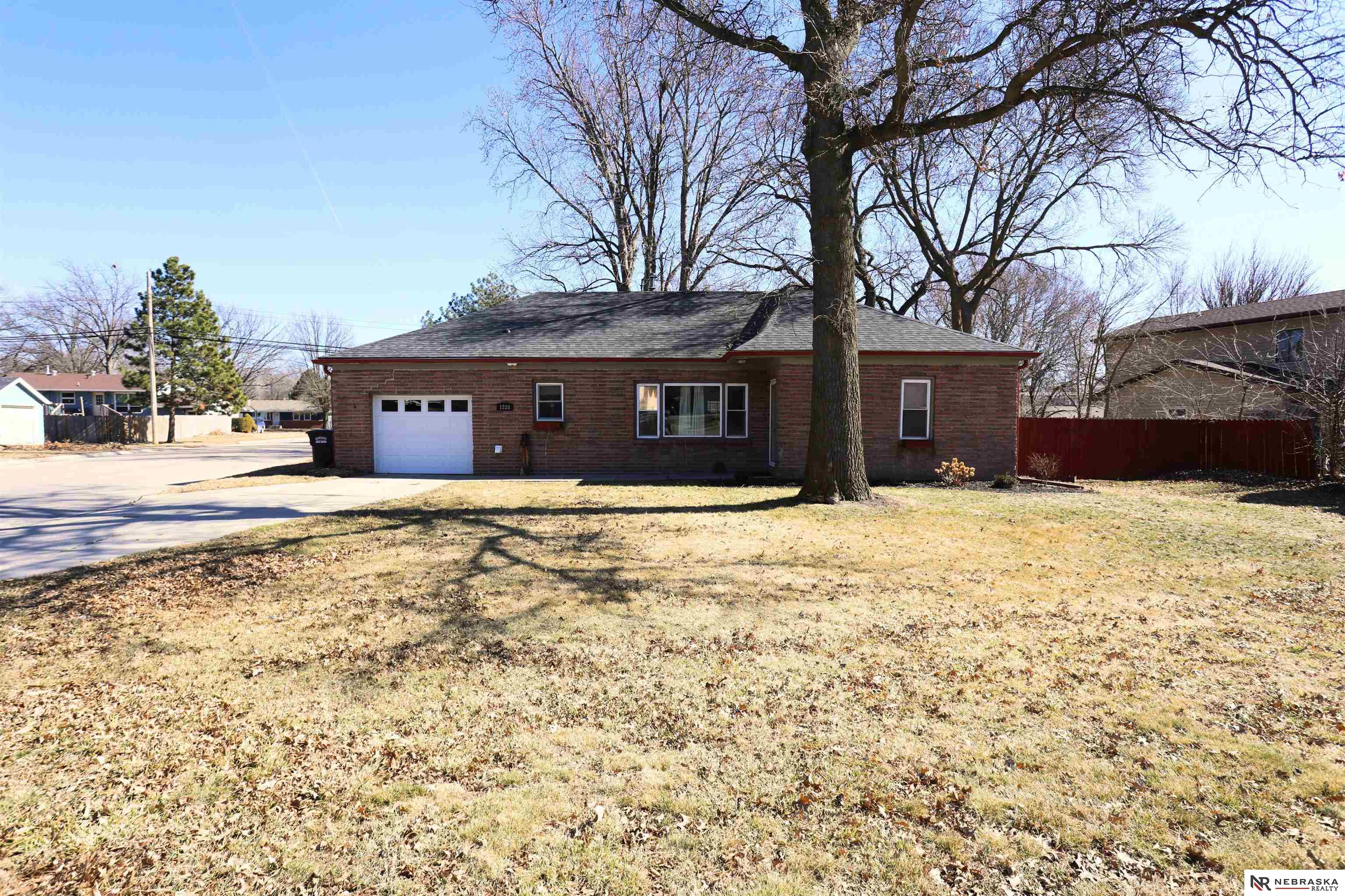 Photo of 1228 N Delaware Avenue York NE 68467