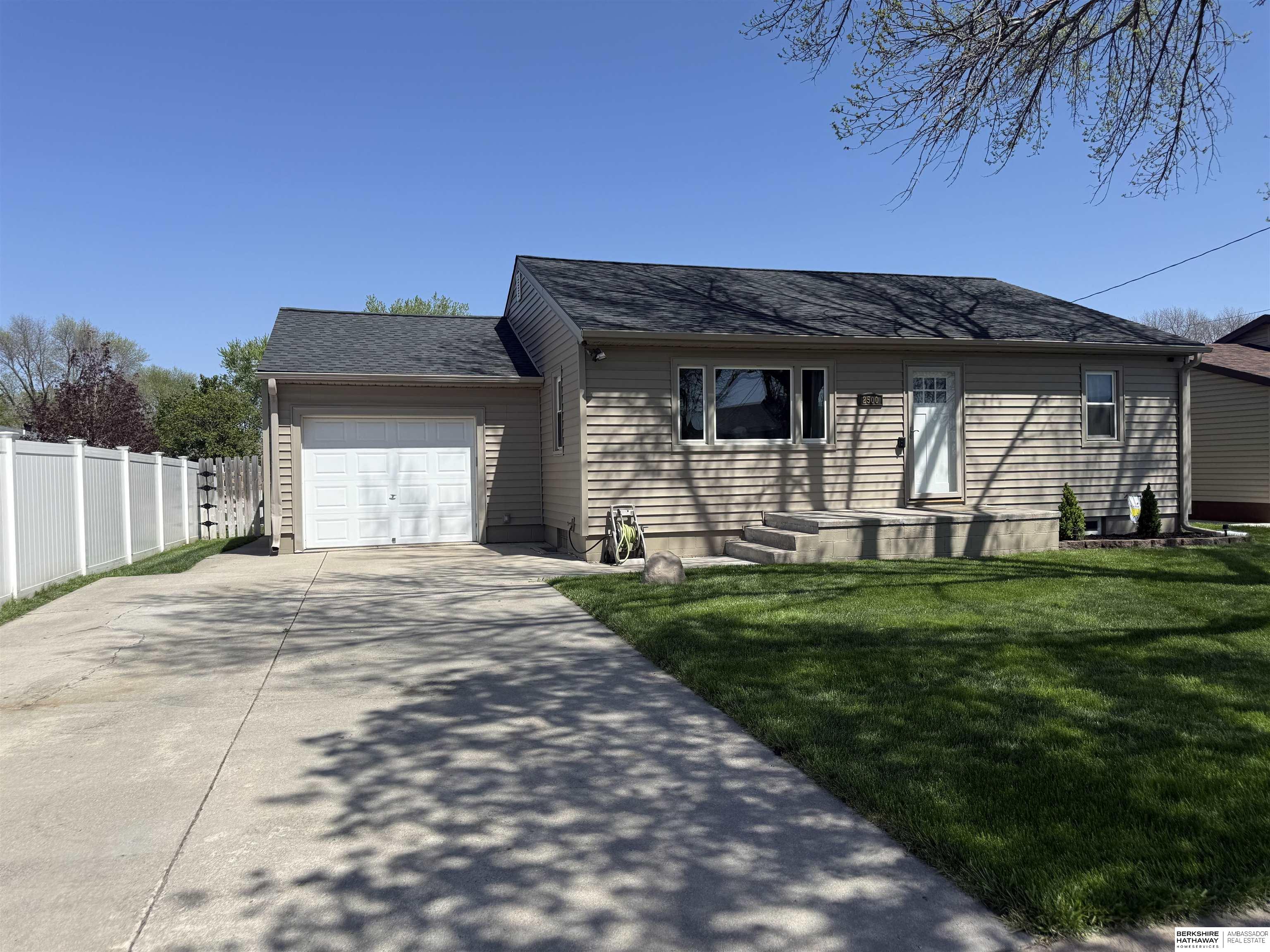 2500 Cuming Street, Fremont, NE, 68025