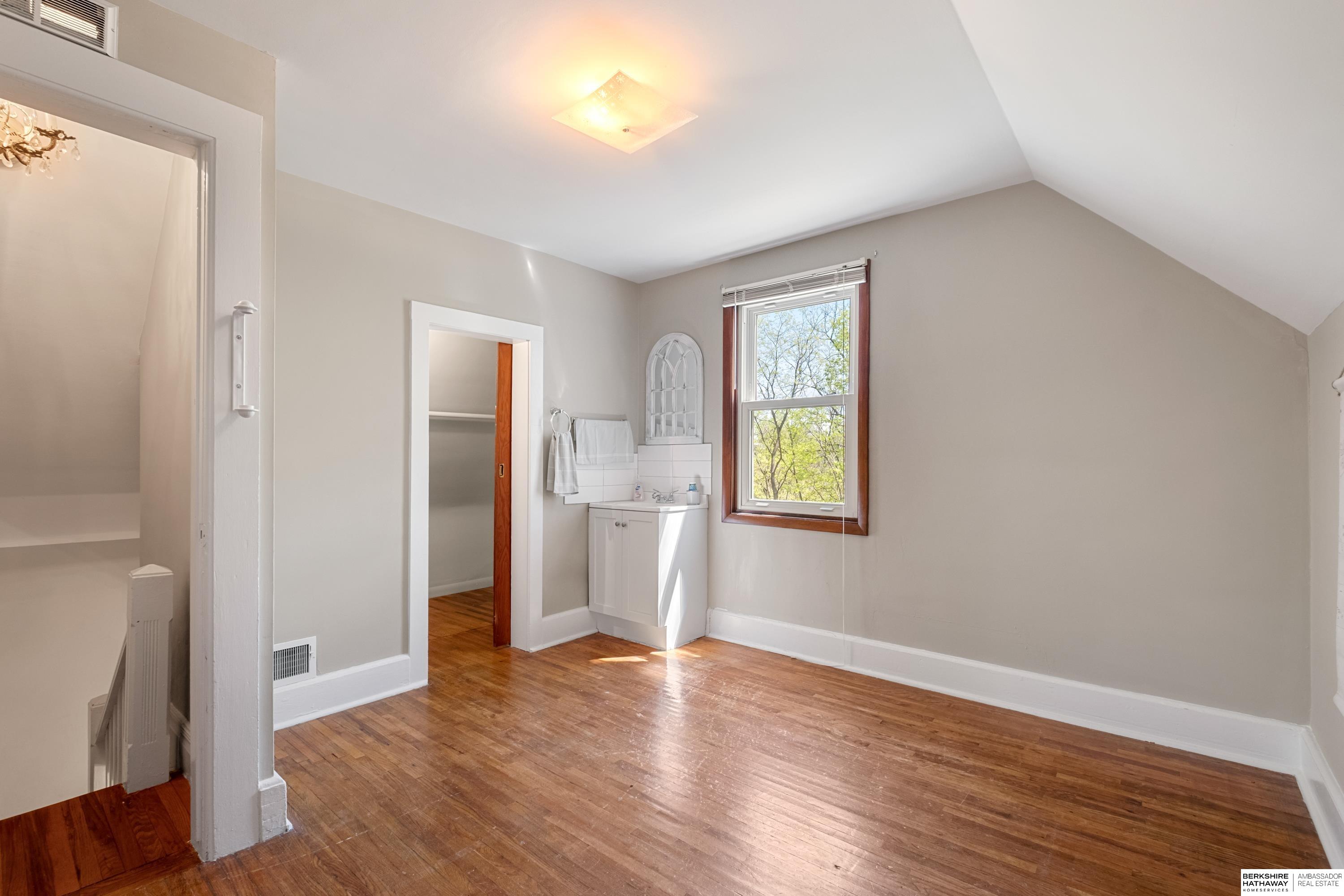 4014 14th Street, Omaha, NE, 68107