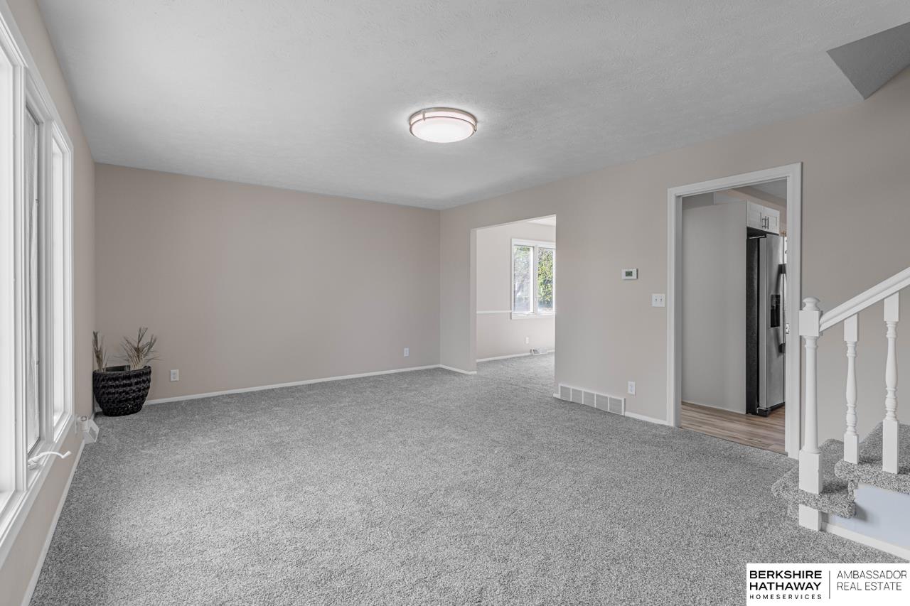 3406 Lynnwood Drive, Bellevue, NE, 68123