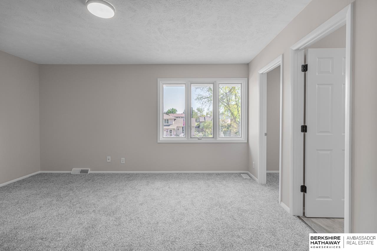 3406 Lynnwood Drive, Bellevue, NE, 68123