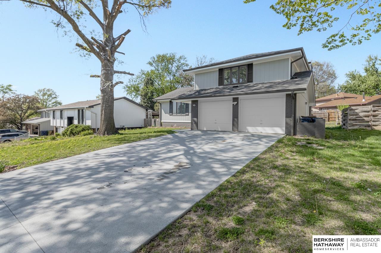 3406 Lynnwood Drive, Bellevue, NE, 68123