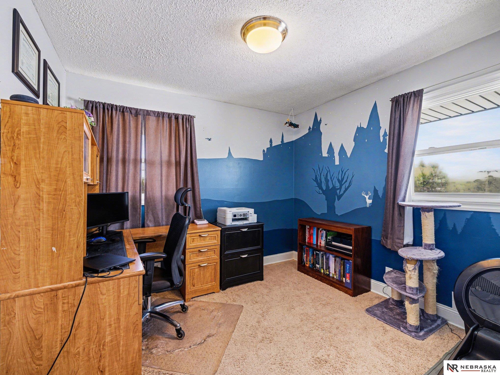 8110 Bowie Drive, Omaha, NE, 68114