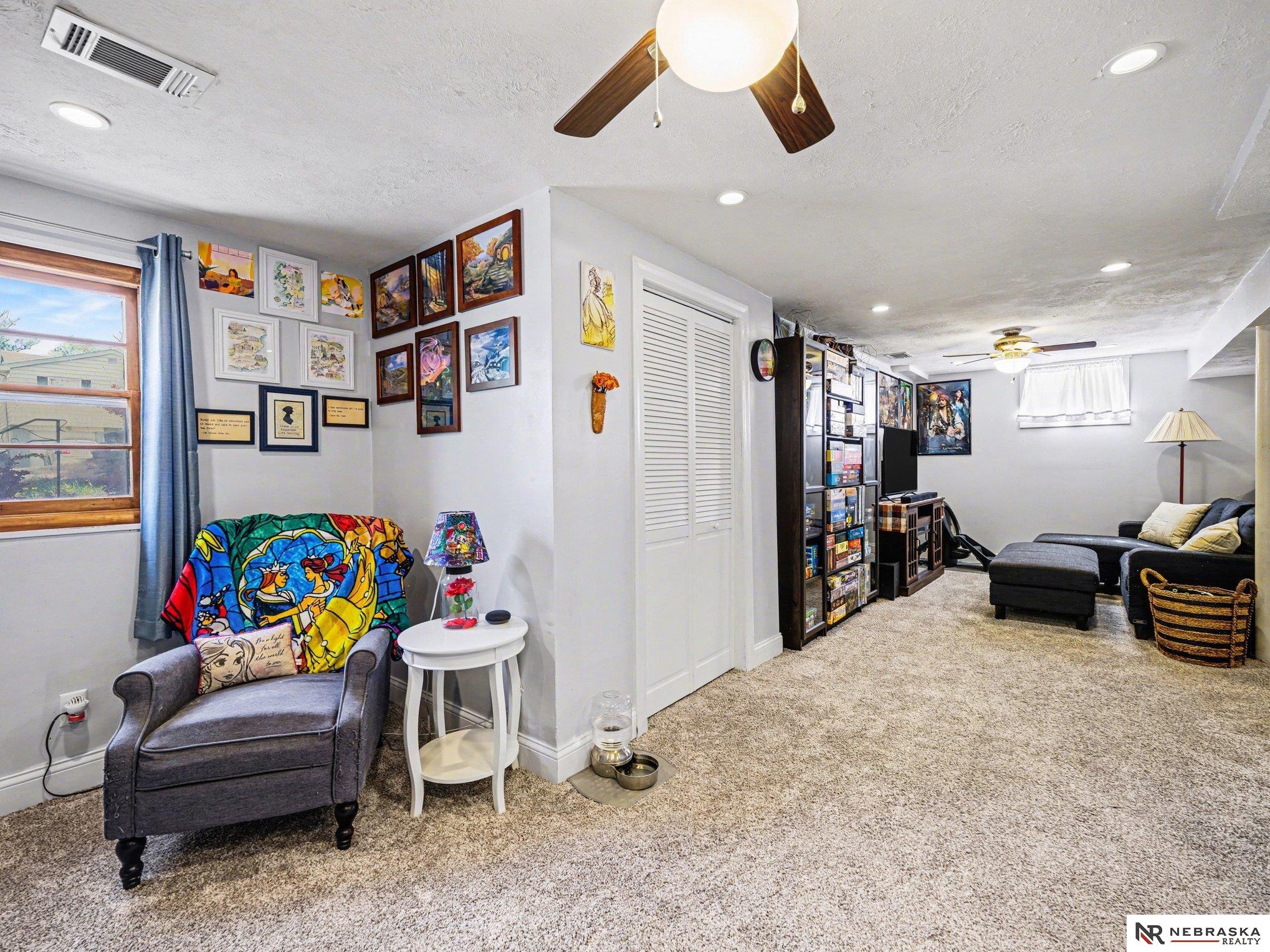 8110 Bowie Drive, Omaha, NE, 68114