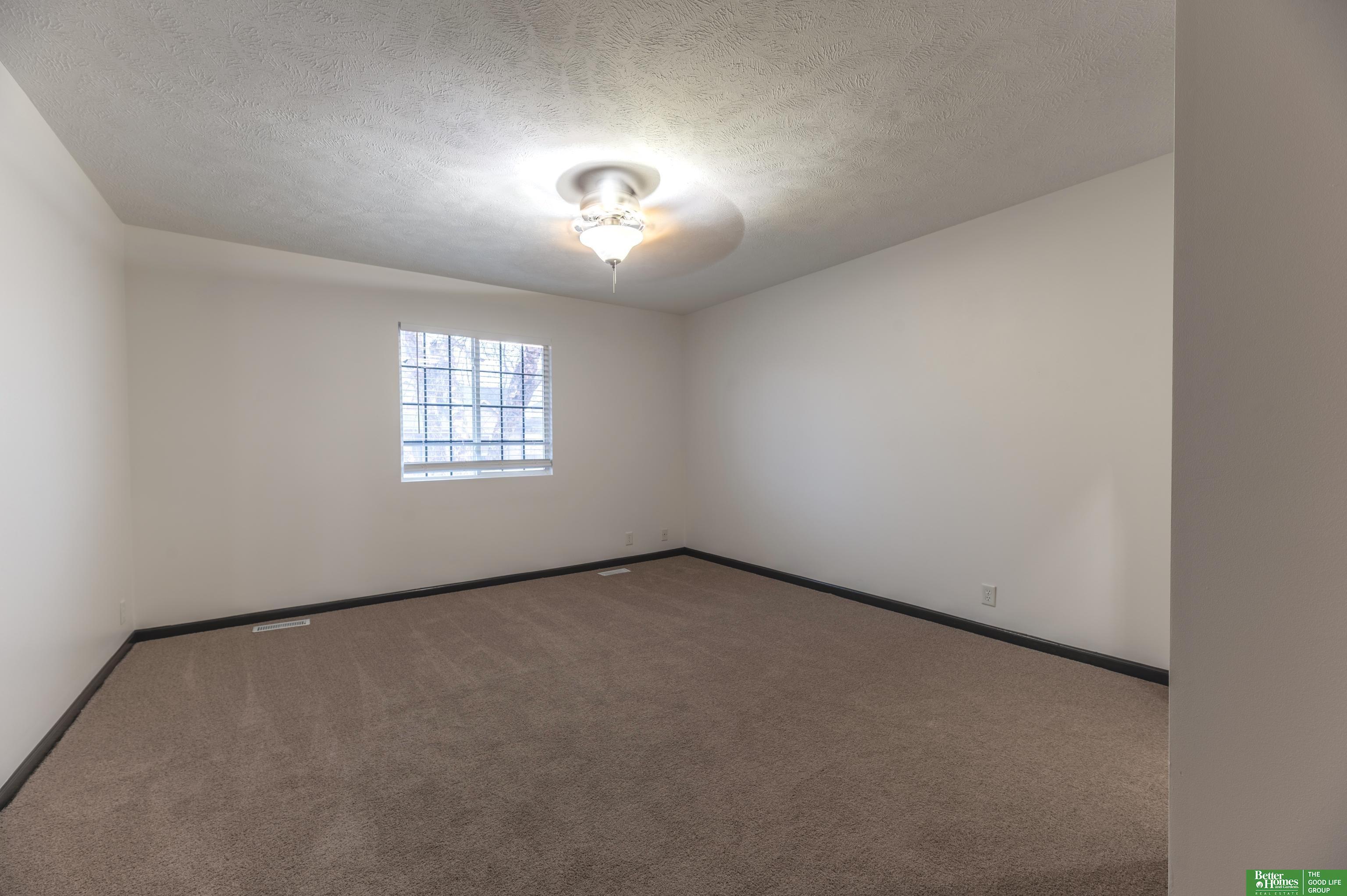 15818 Timberlane Drive, Omaha, NE, 68136