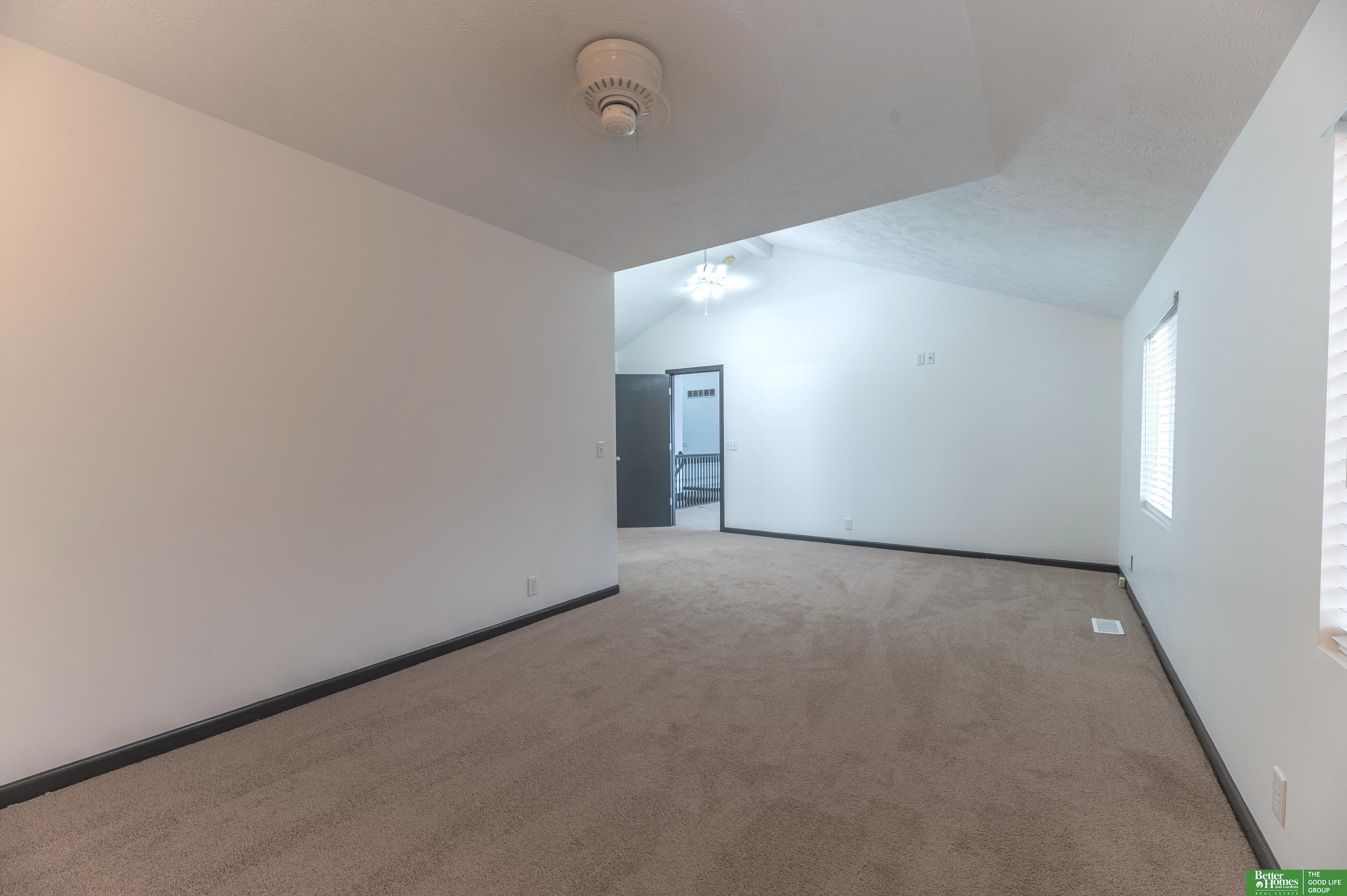 15818 Timberlane Drive, Omaha, NE, 68136