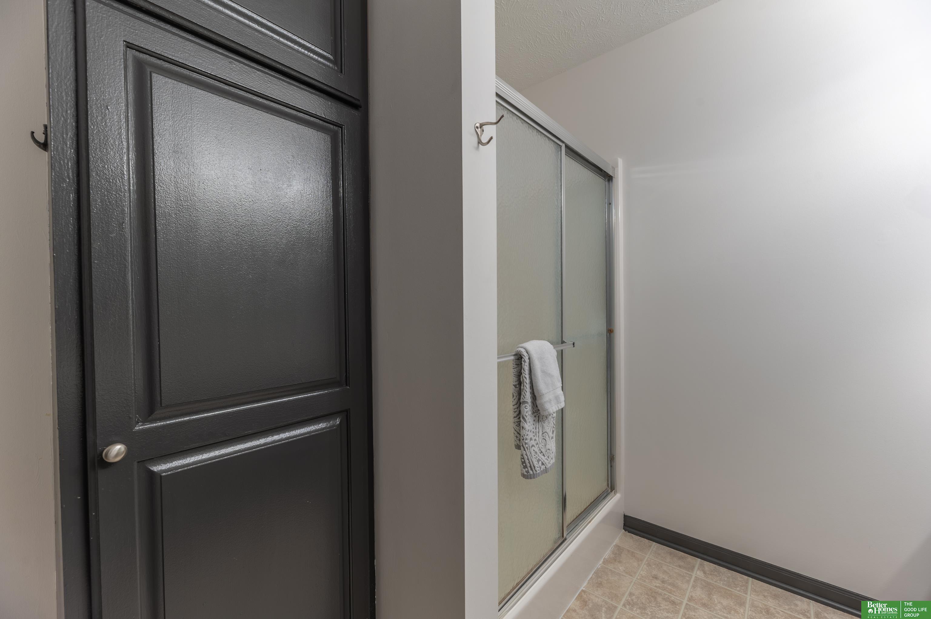 15818 Timberlane Drive, Omaha, NE, 68136