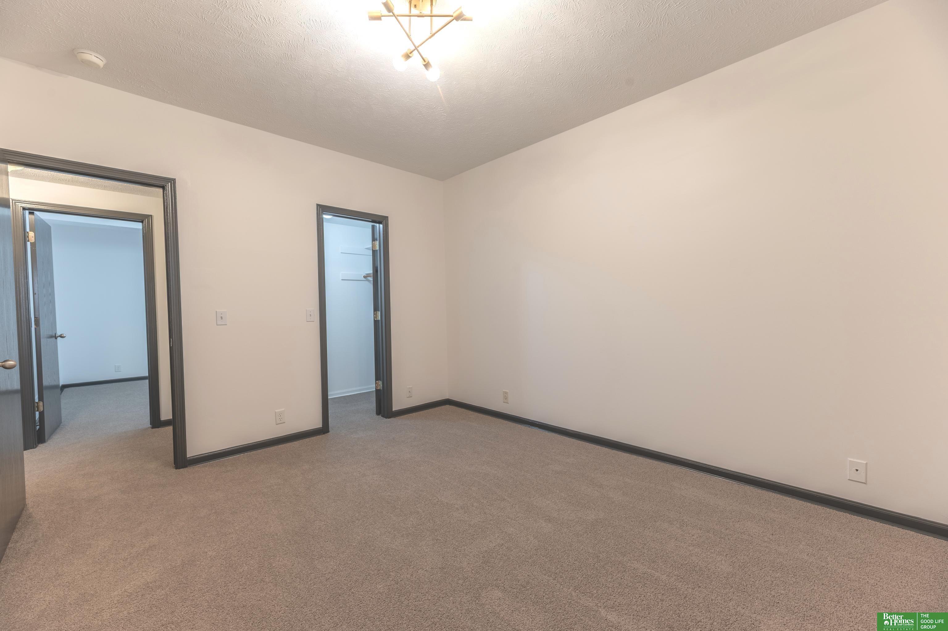 15818 Timberlane Drive, Omaha, NE, 68136