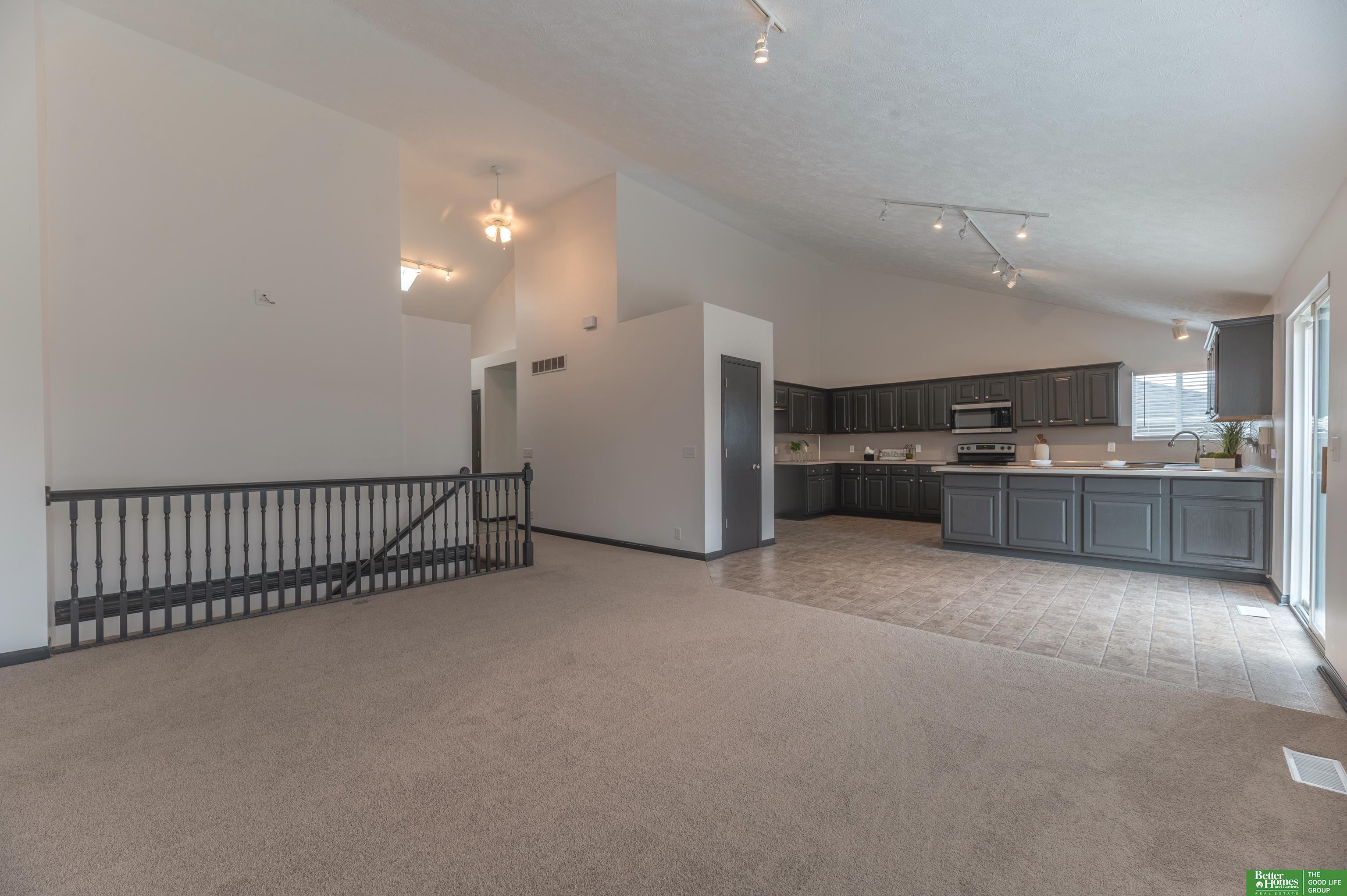 15818 Timberlane Drive, Omaha, NE, 68136