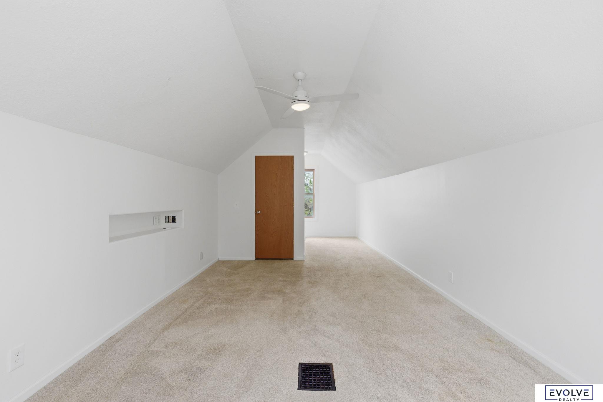 3624 67Th Avenue, Omaha, NE, 68104