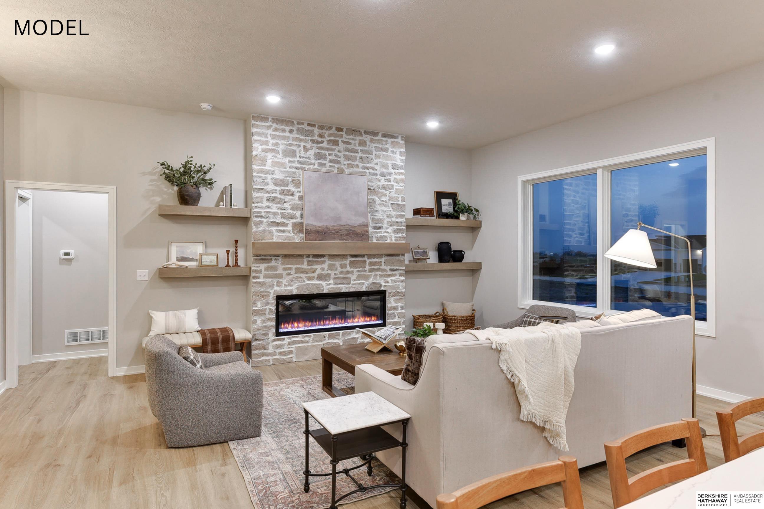 10814 221st Avenue, Gretna, NE, 68028