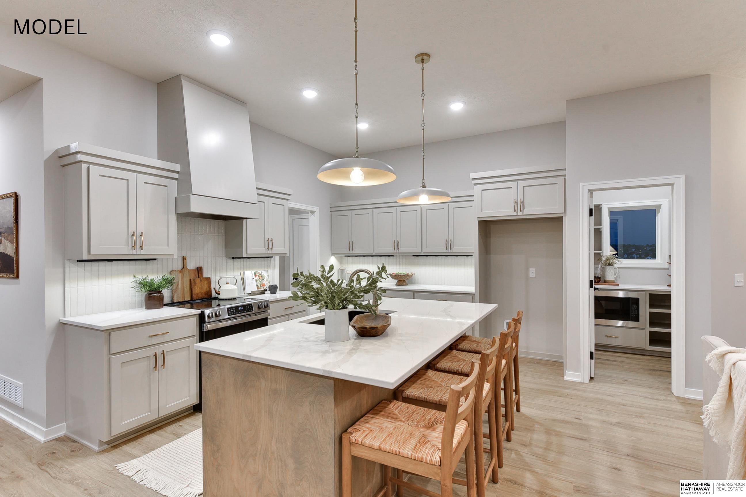 10814 221st Avenue, Gretna, NE, 68028