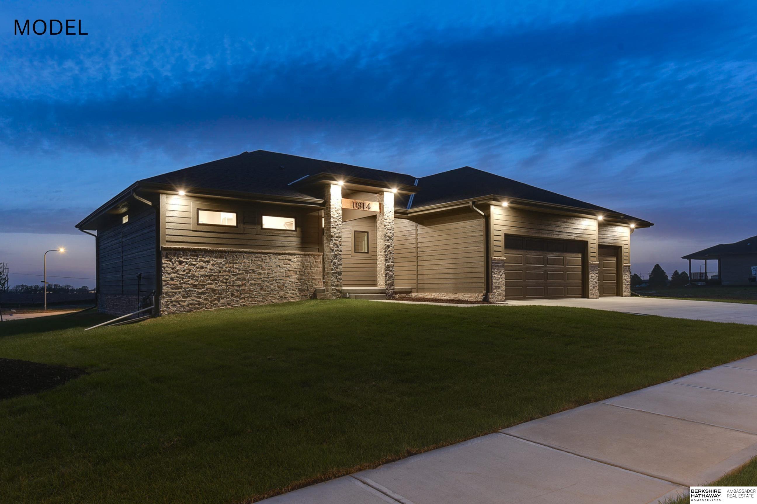 10814 221st Avenue, Gretna, NE, 68028