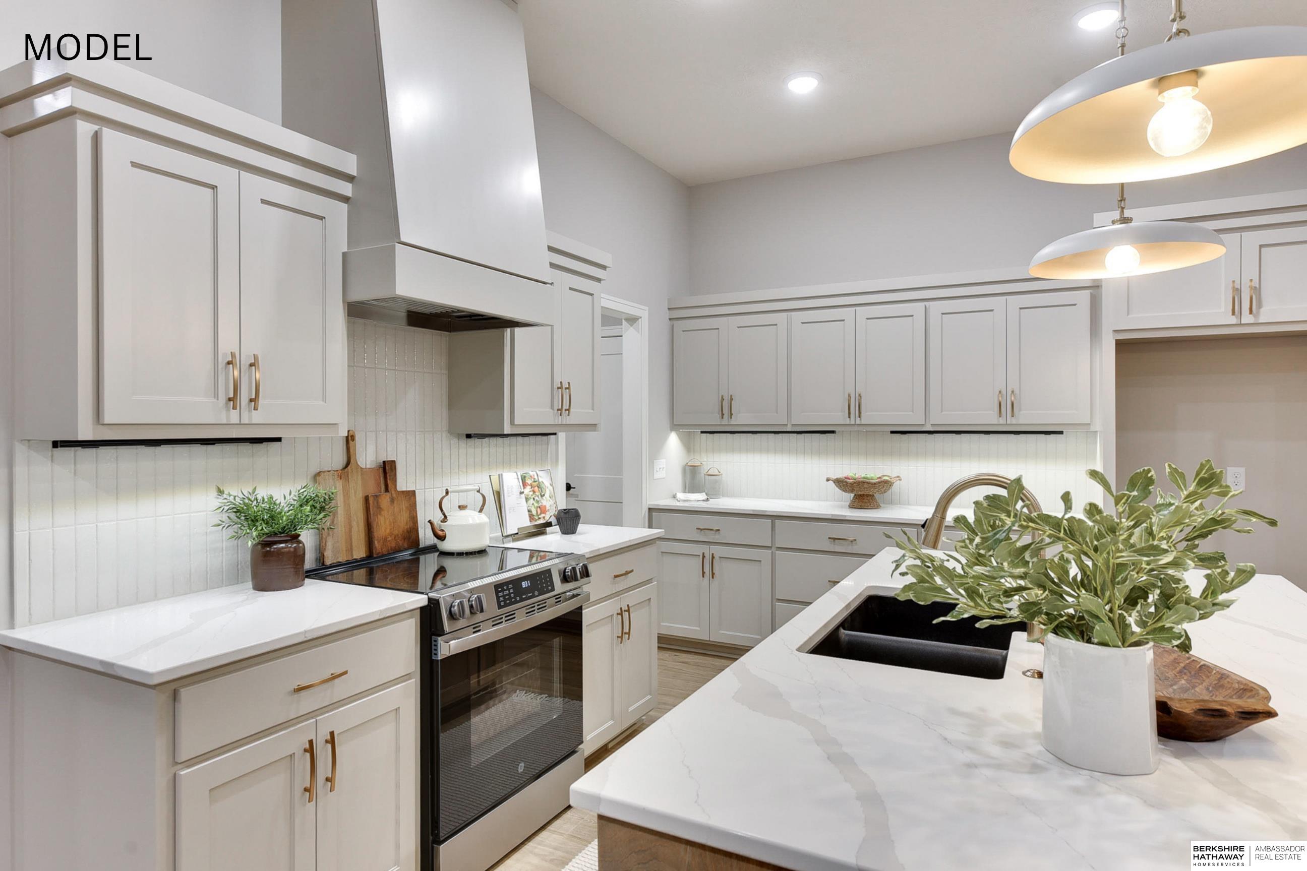 10814 221st Avenue, Gretna, NE, 68028