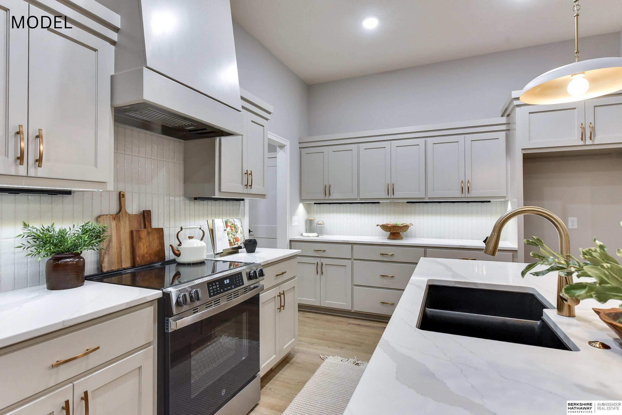 10814 221st Avenue, Gretna, NE, 68028