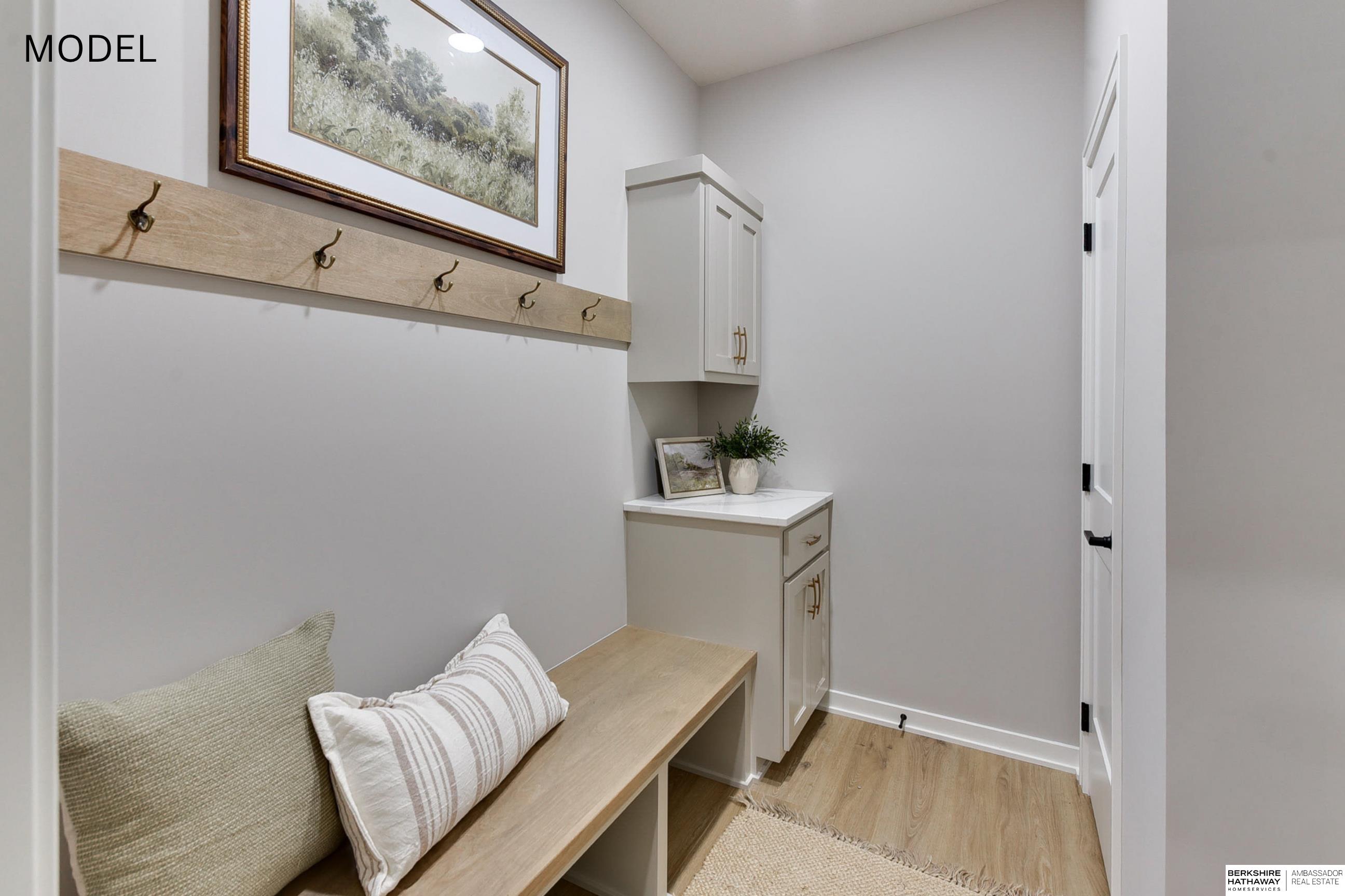 10814 221st Avenue, Gretna, NE, 68028