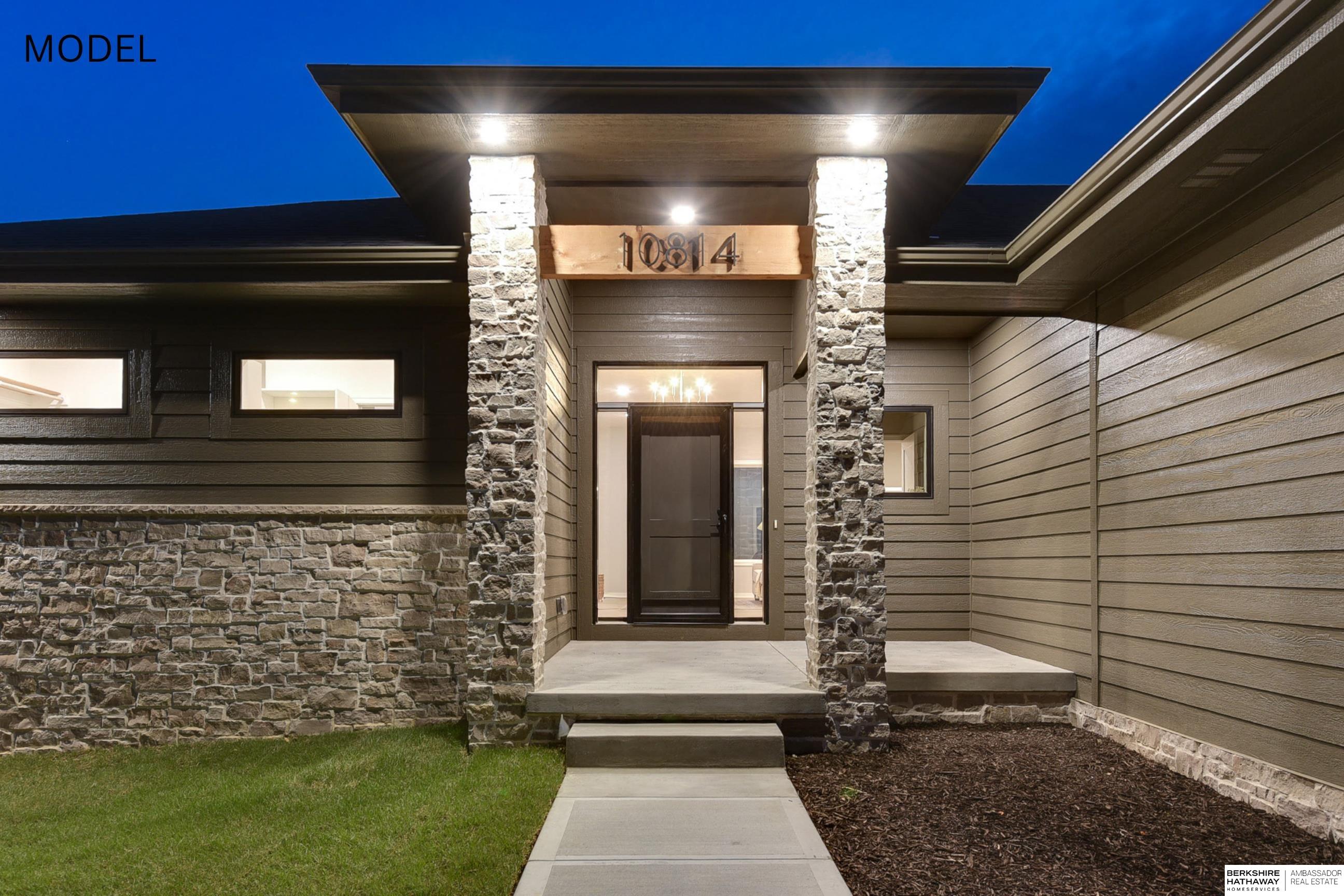 10814 221st Avenue, Gretna, NE, 68028