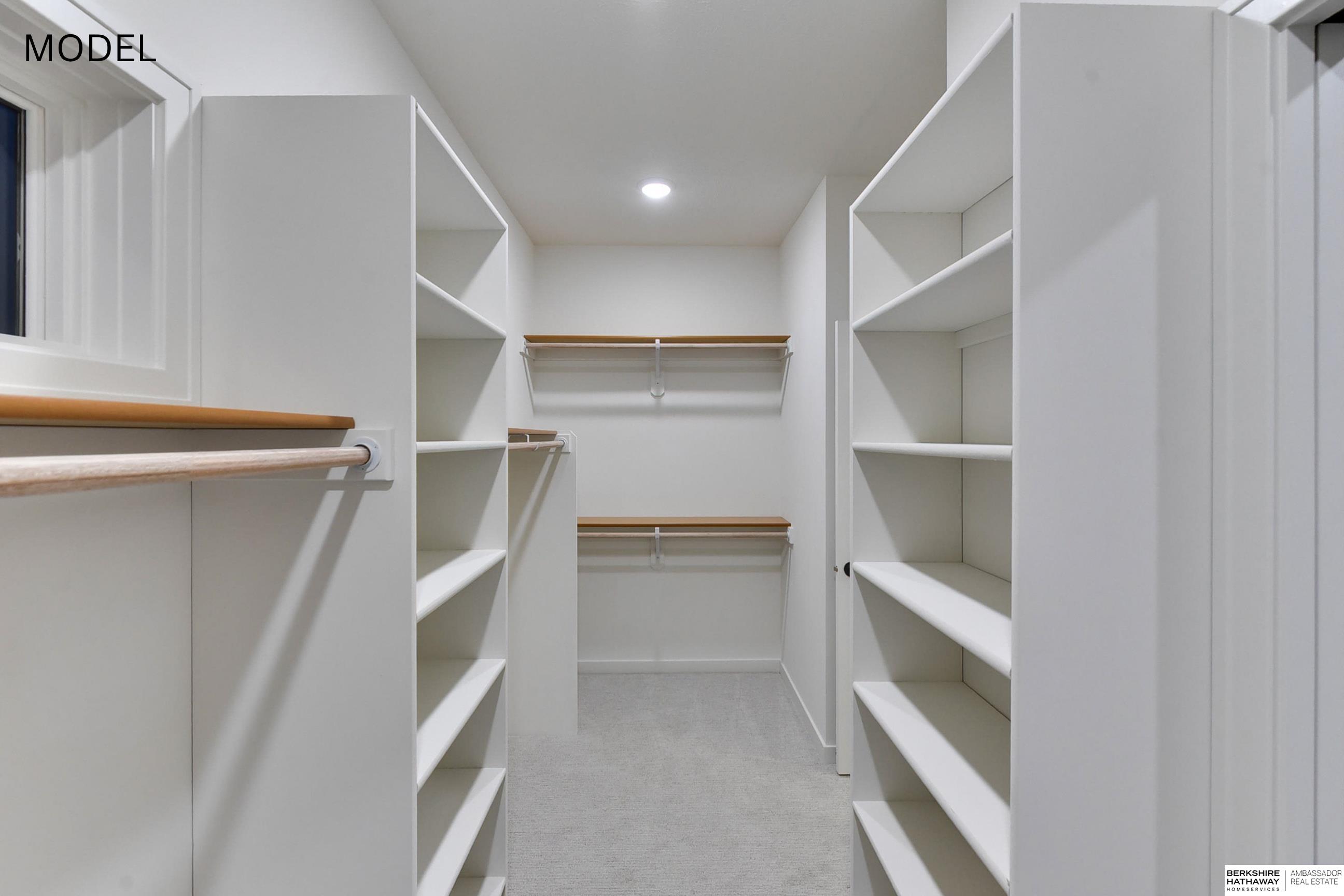 10814 221st Avenue, Gretna, NE, 68028