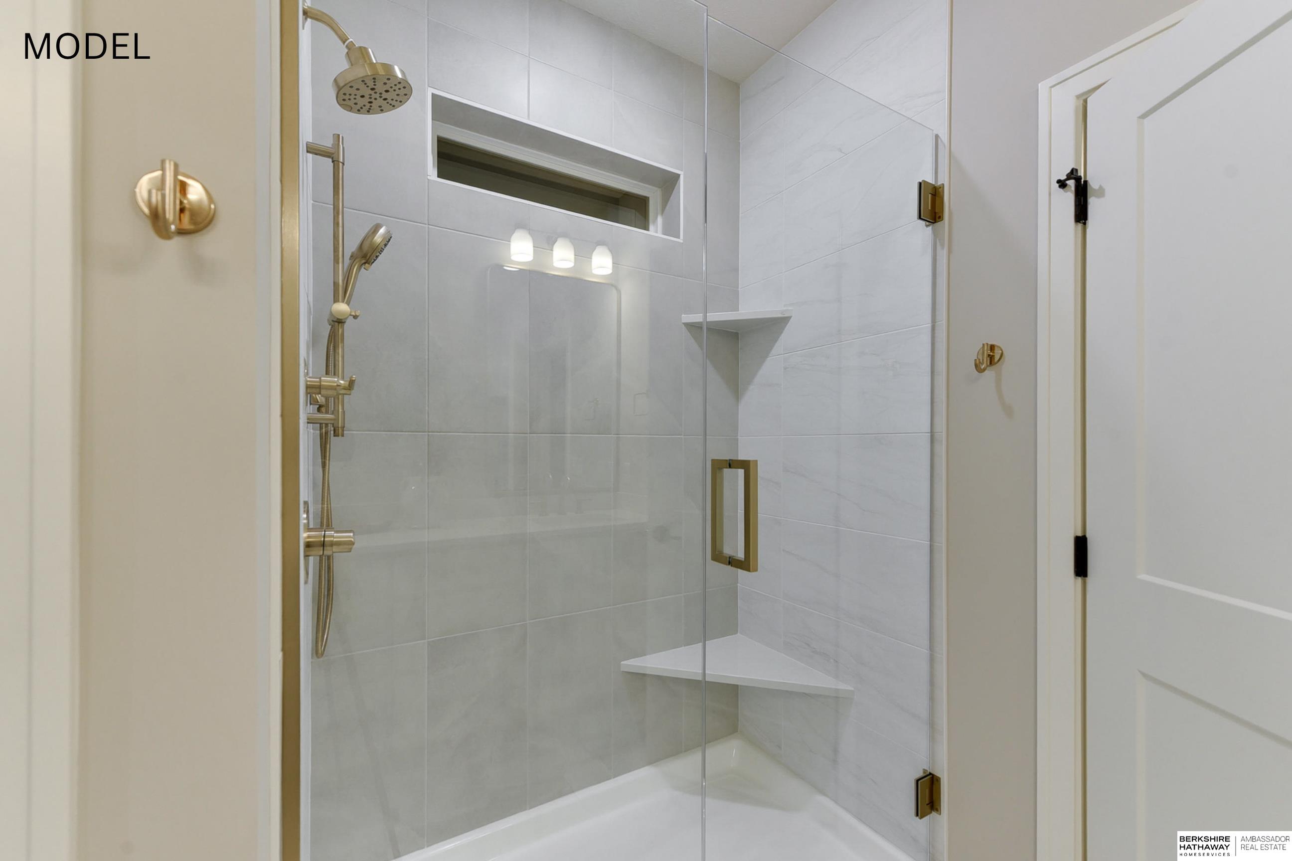 10814 221st Avenue, Gretna, NE, 68028