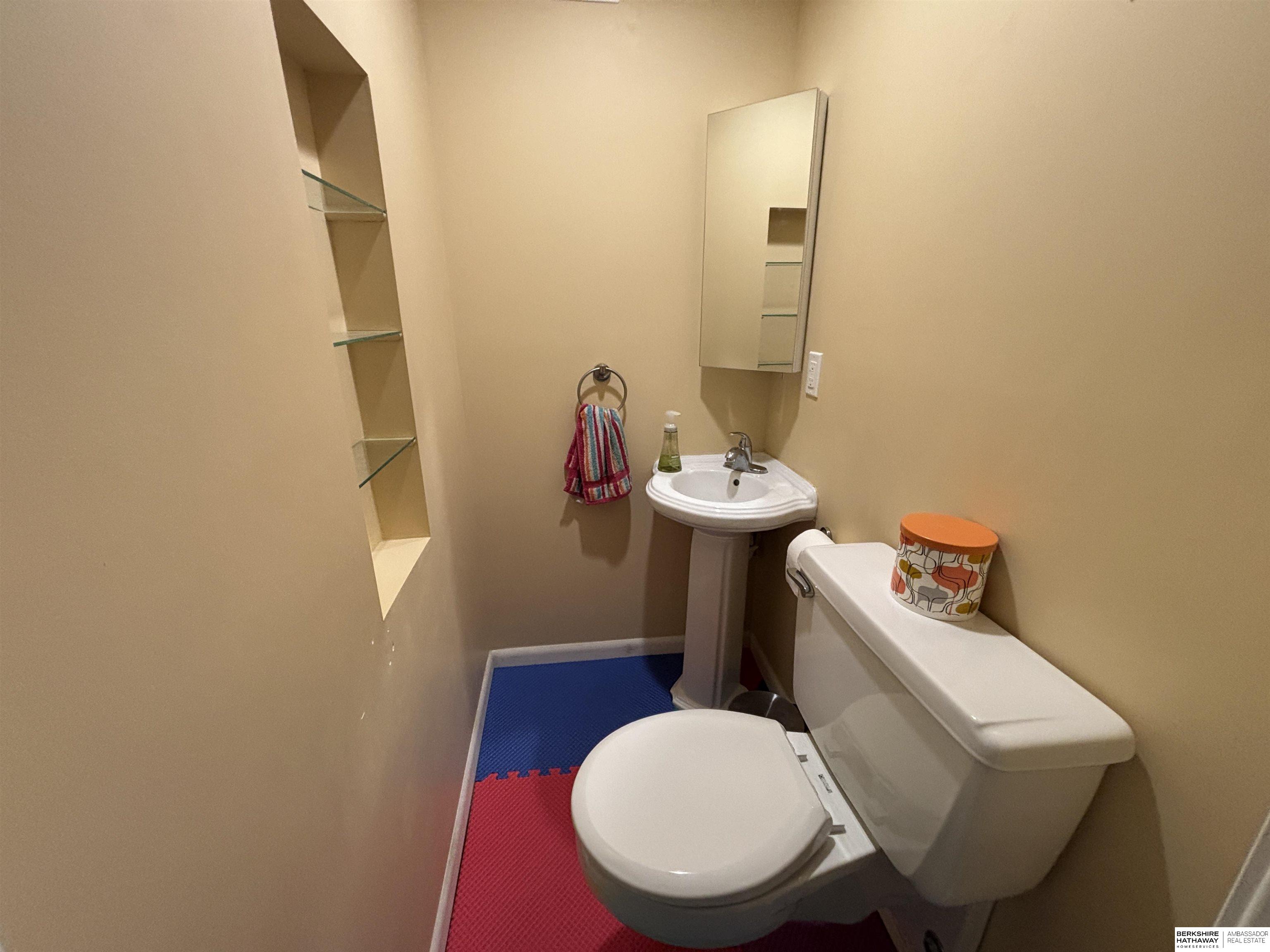 103 Kevin Circle, Bellevue, NE, 68005