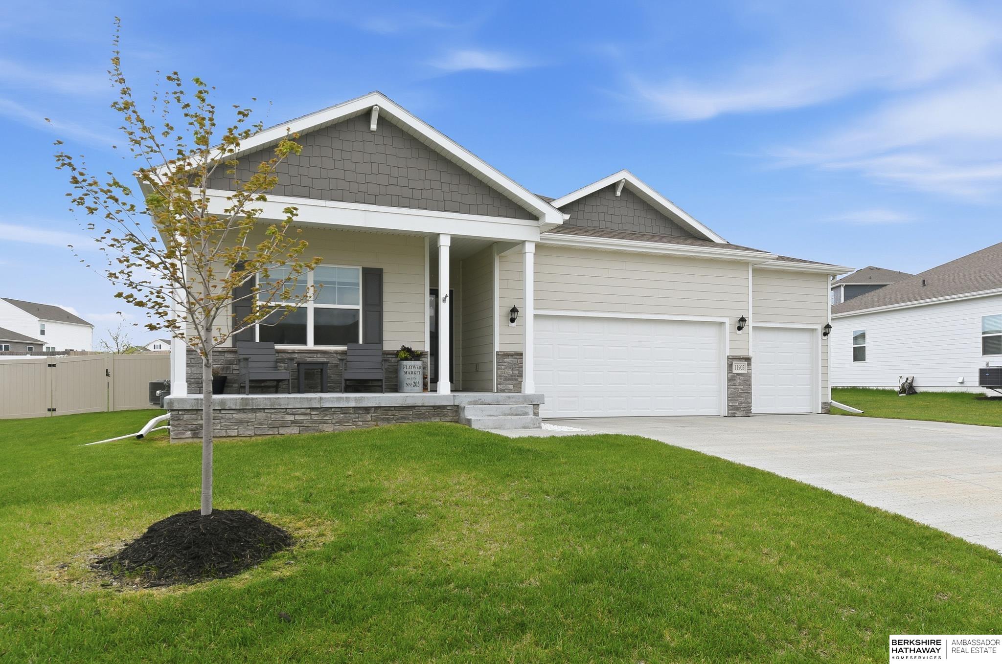 Photo of 11903 S 117th Street Papillion NE 68046